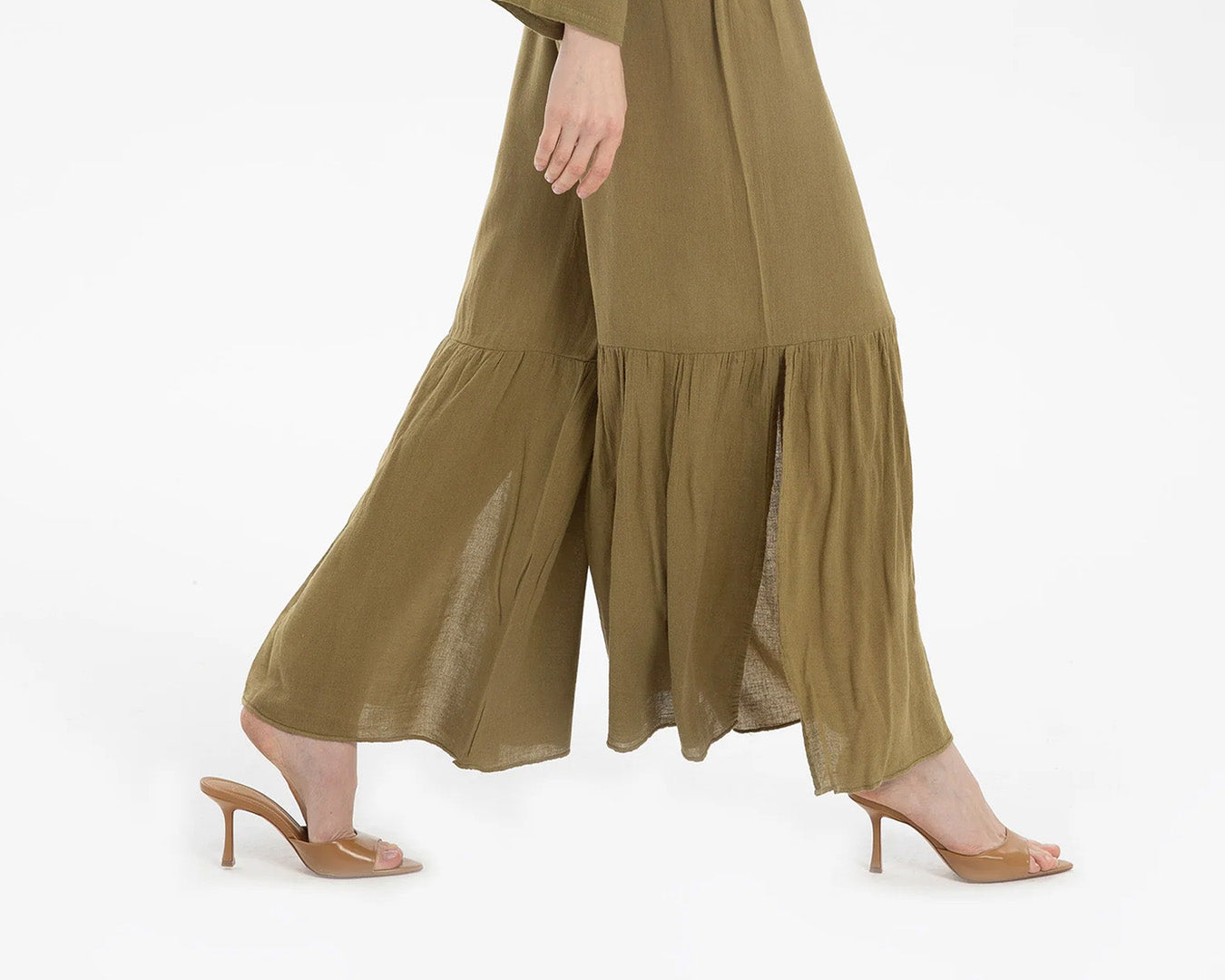 Doğadan İlhamla: Ketenin Hafifliğinde Yaz Stili