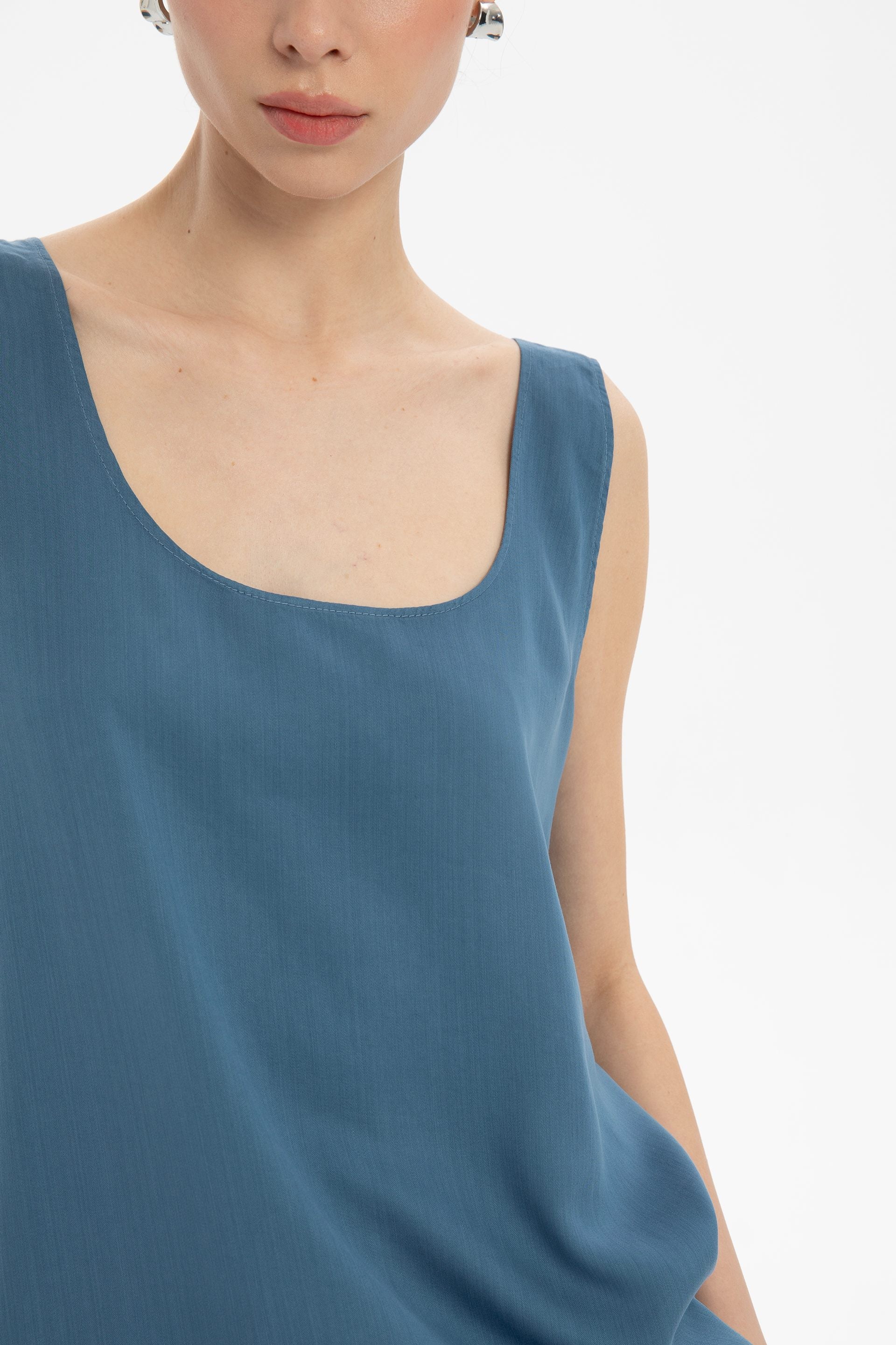 Dökümlü Askılı Tensel Bluz #renk_Indigo