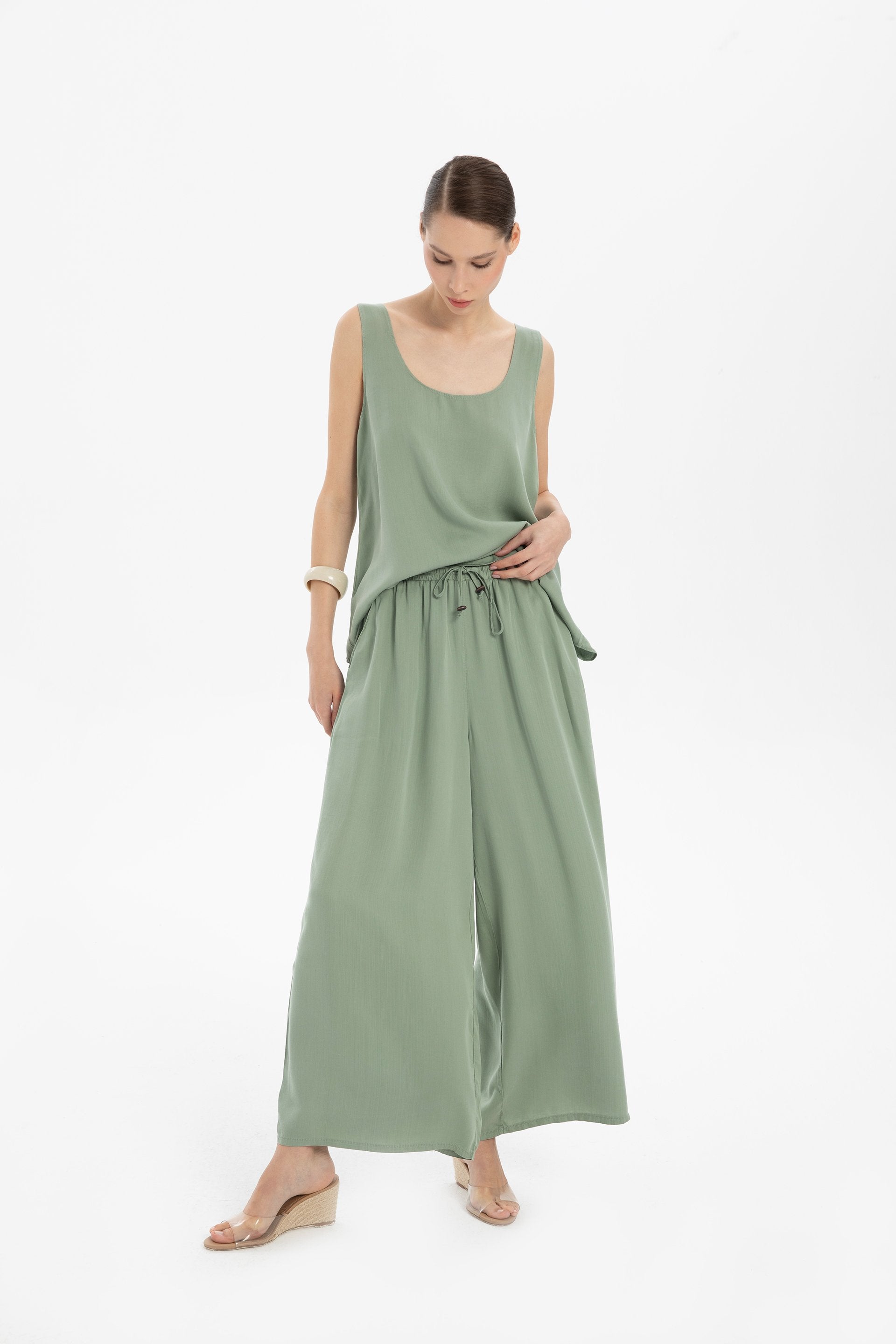 Tensel Dökümlü Palazzo Pantolon #renk_Yosun Yeşili