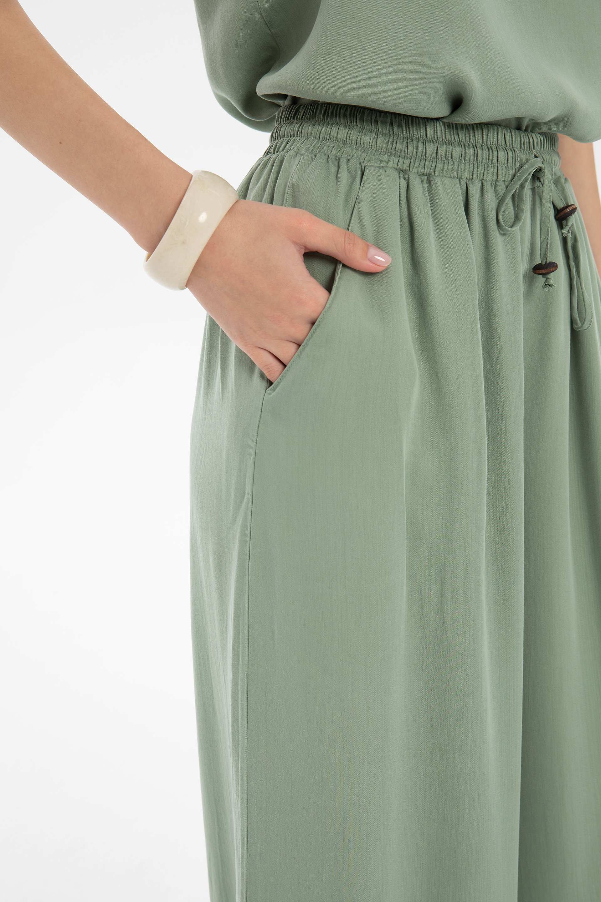 Tensel Dökümlü Palazzo Pantolon #renk_Yosun Yeşili