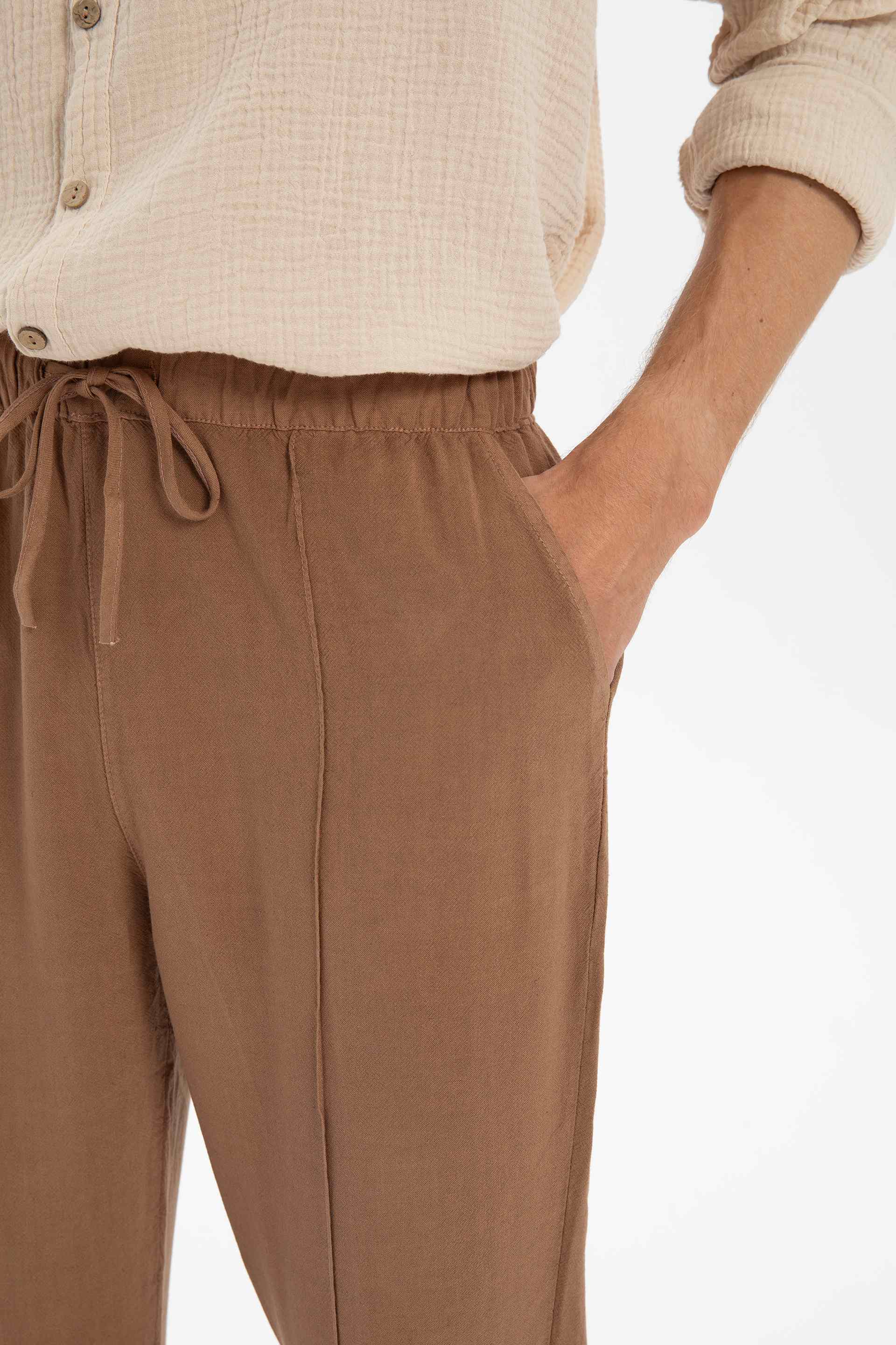 Keten Karışımlı Dikiş Detaylı Erkek Pantolon