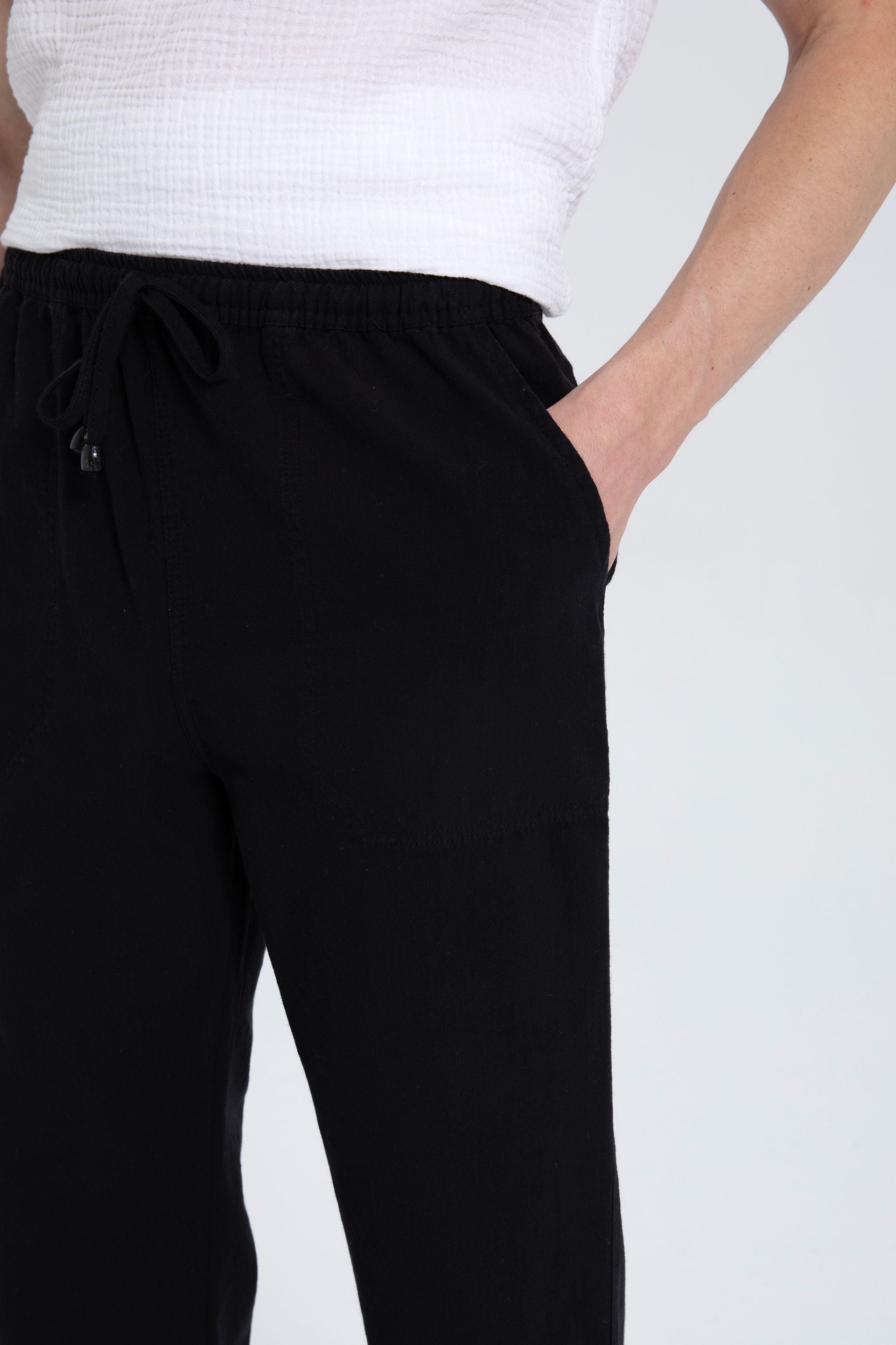 Keten Karışımlı Dikiş Detaylı Erkek Pantolon