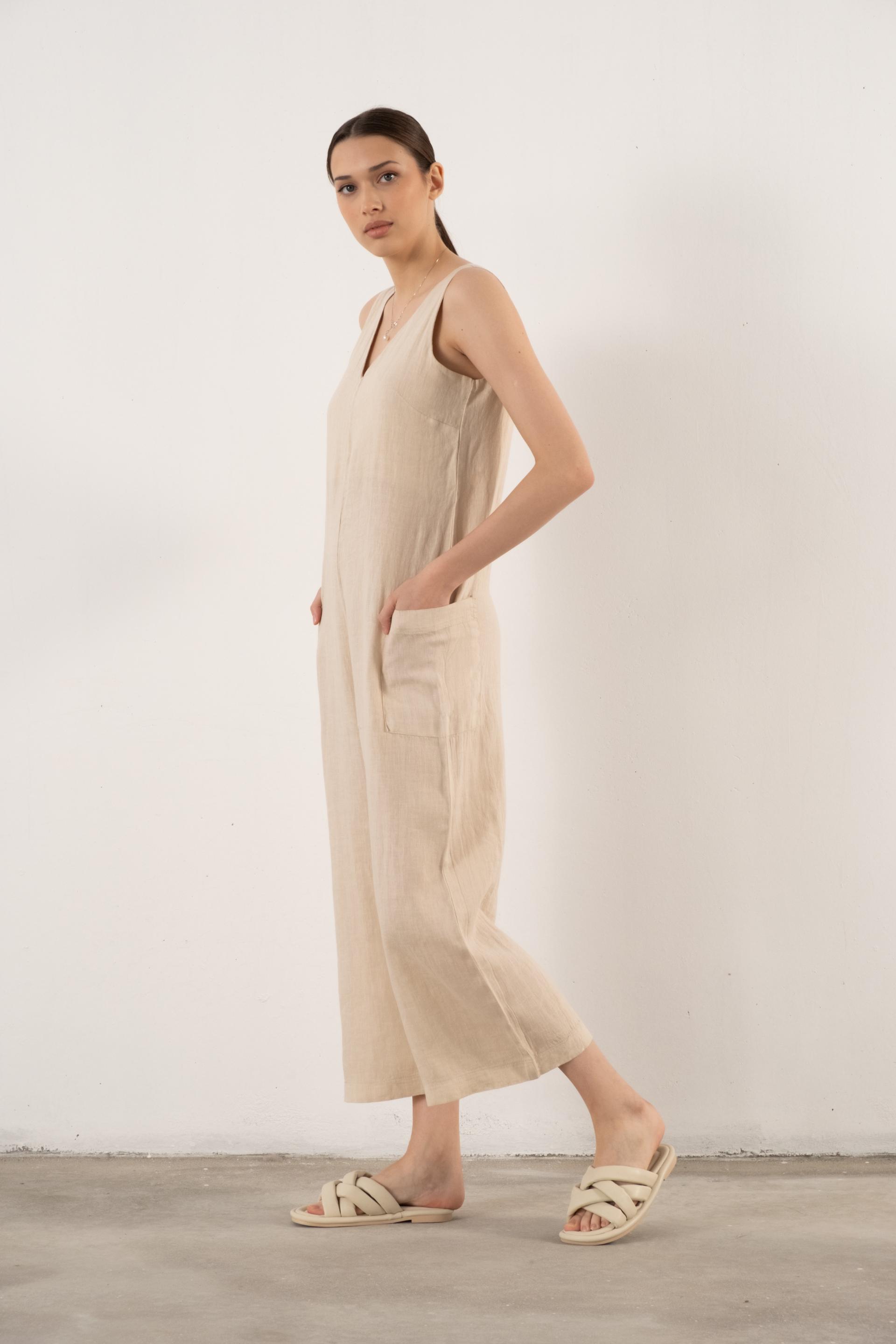 Saf Keten V Yaka Kadın Tulum #renk_Bej