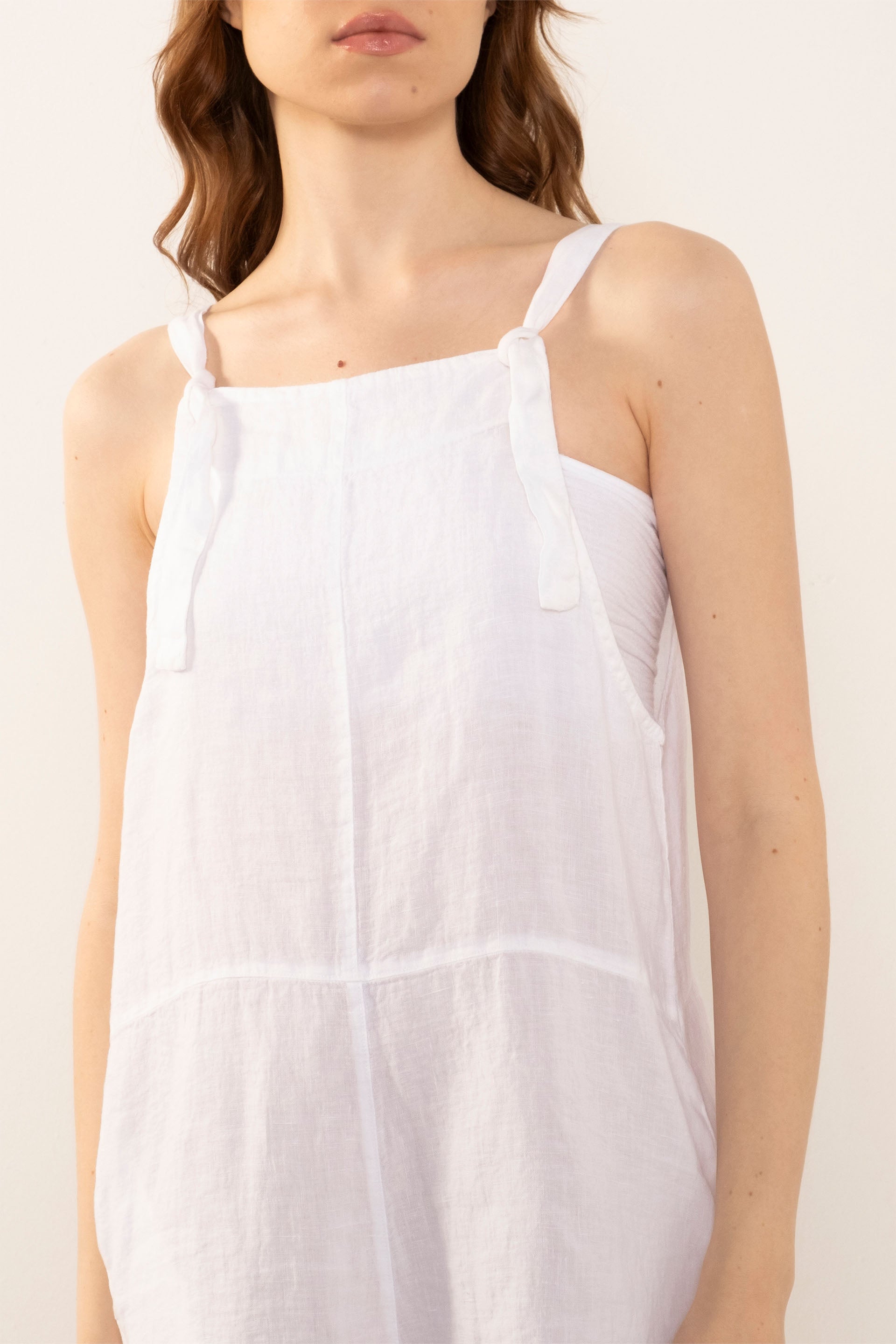 Saf Keten Cepli Kısa Tulum #Renk_ Beyaz