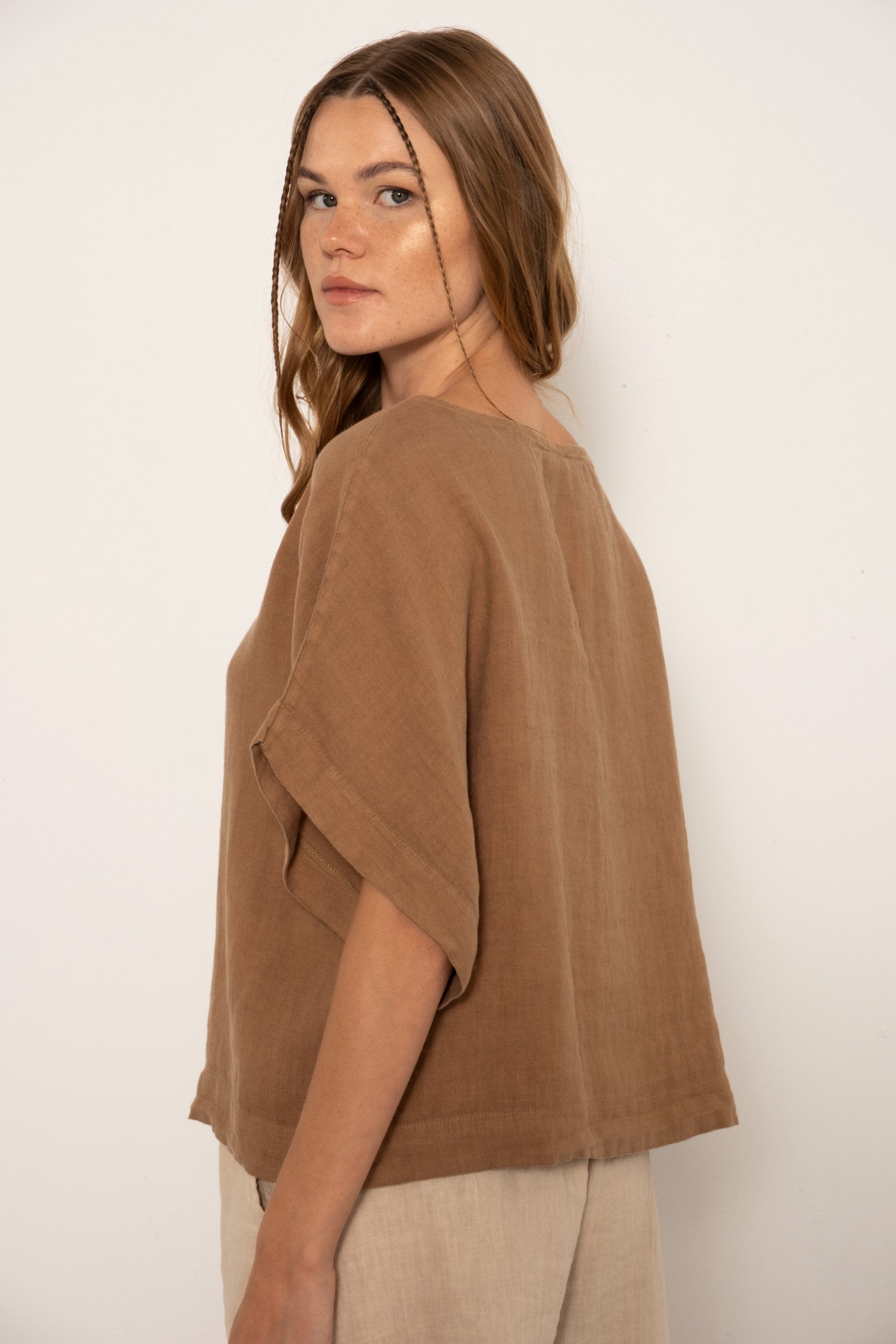 Saf Keten Yarasa Kol Bluz #renk_Kahve