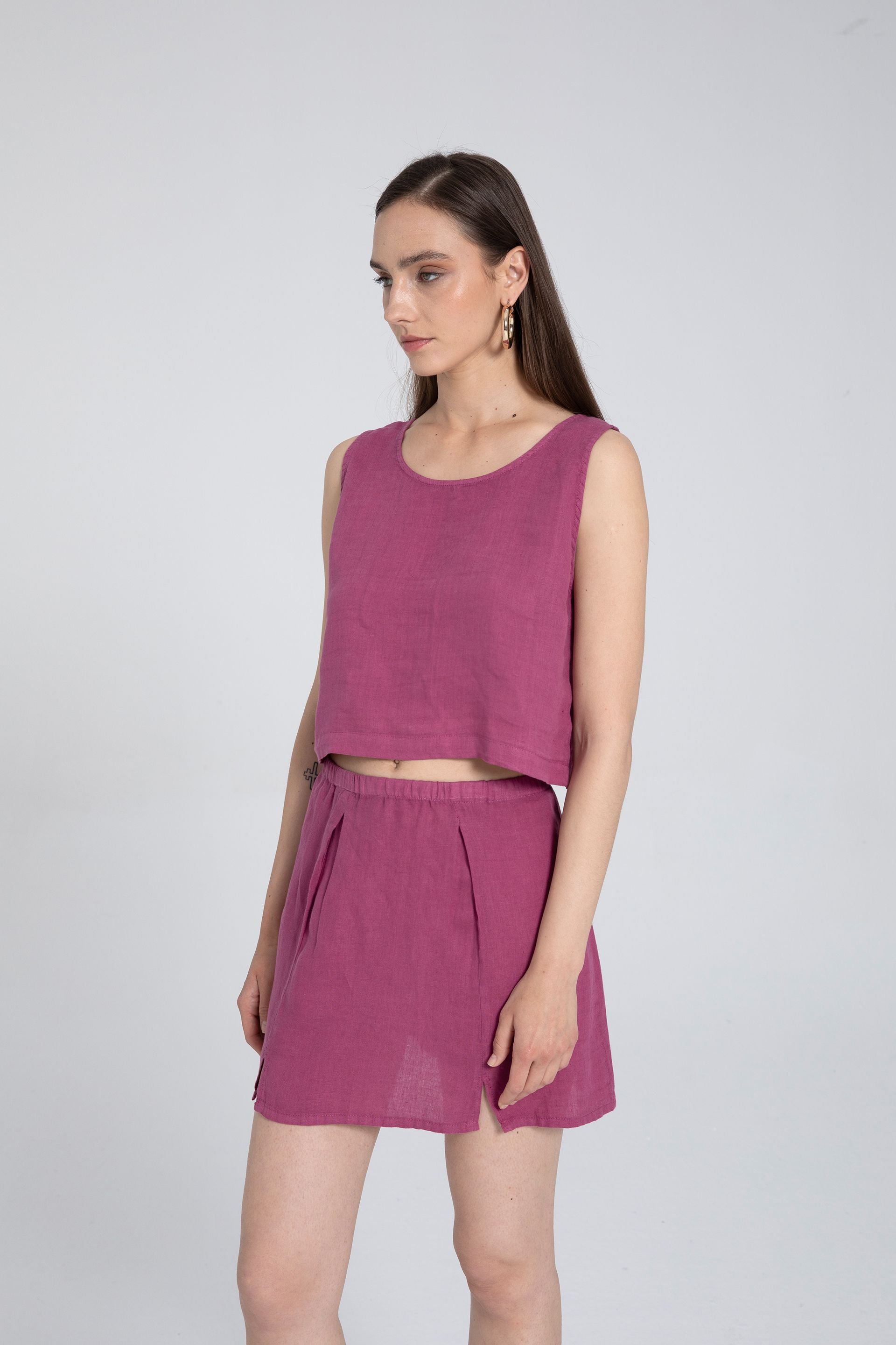 Saf Keten Arkadan Düğmeli Crop #renk_Fuşya