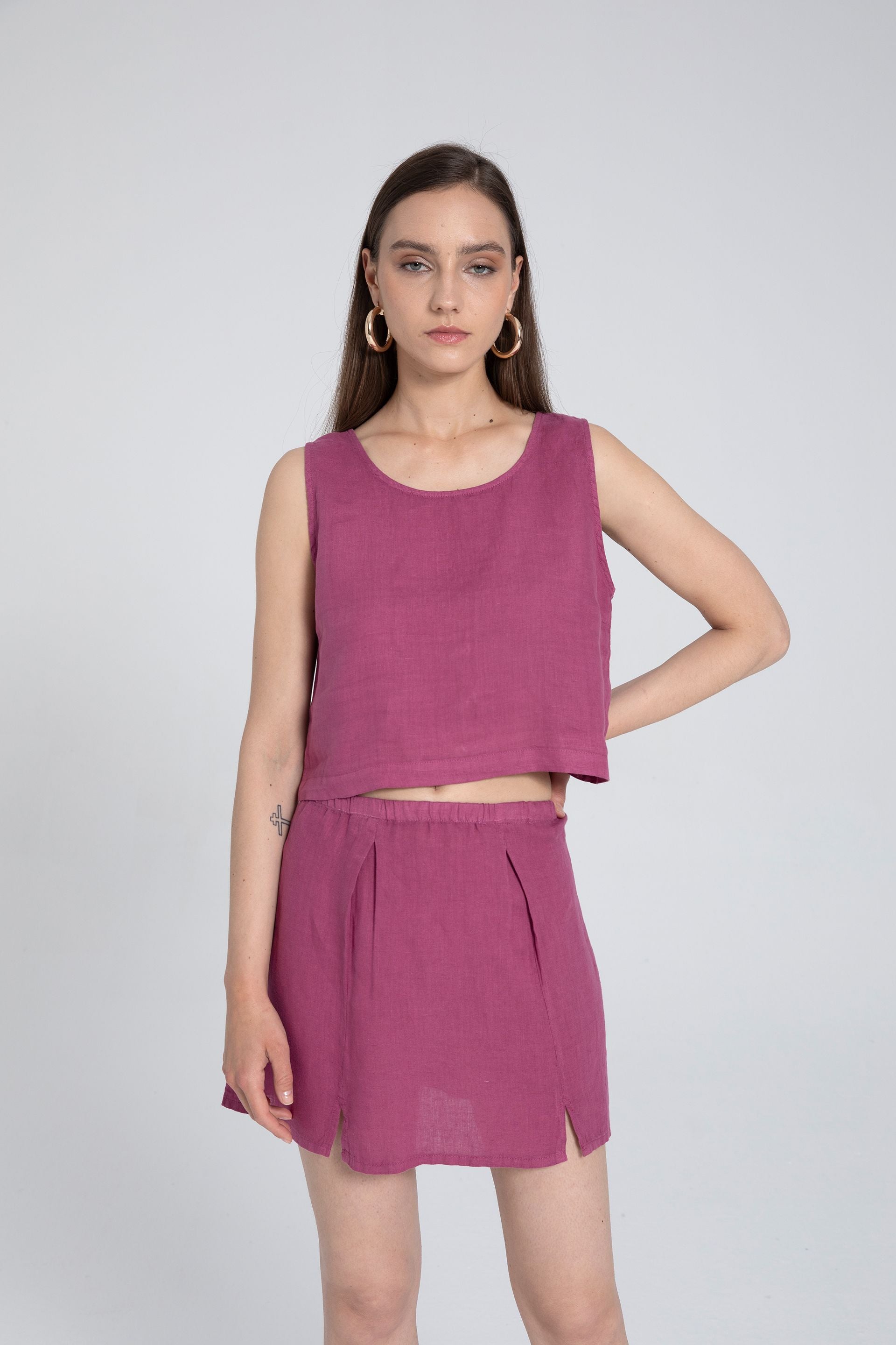 Saf Keten Arkadan Düğmeli Crop #renk_Fuşya
