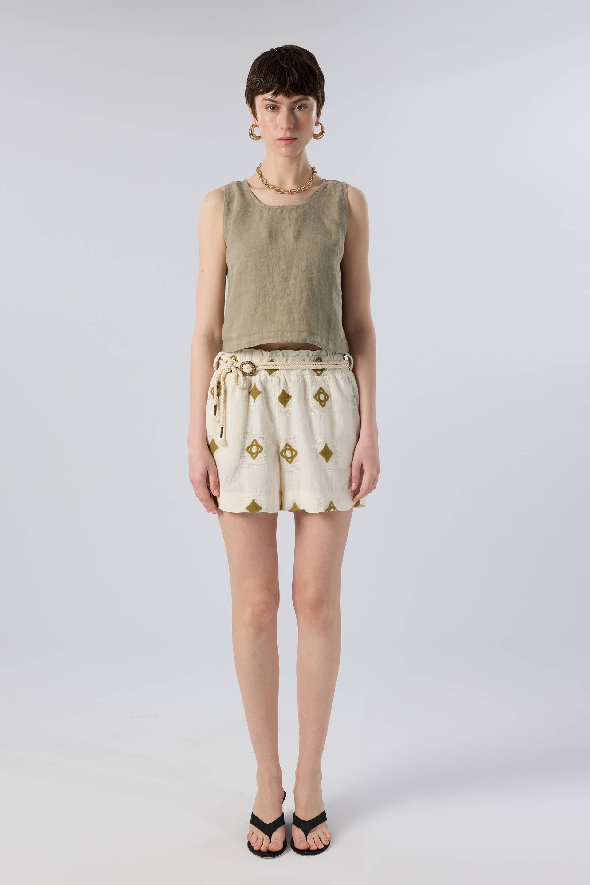 Saf Keten Arkadan Düğmeli Crop #renk_Olive