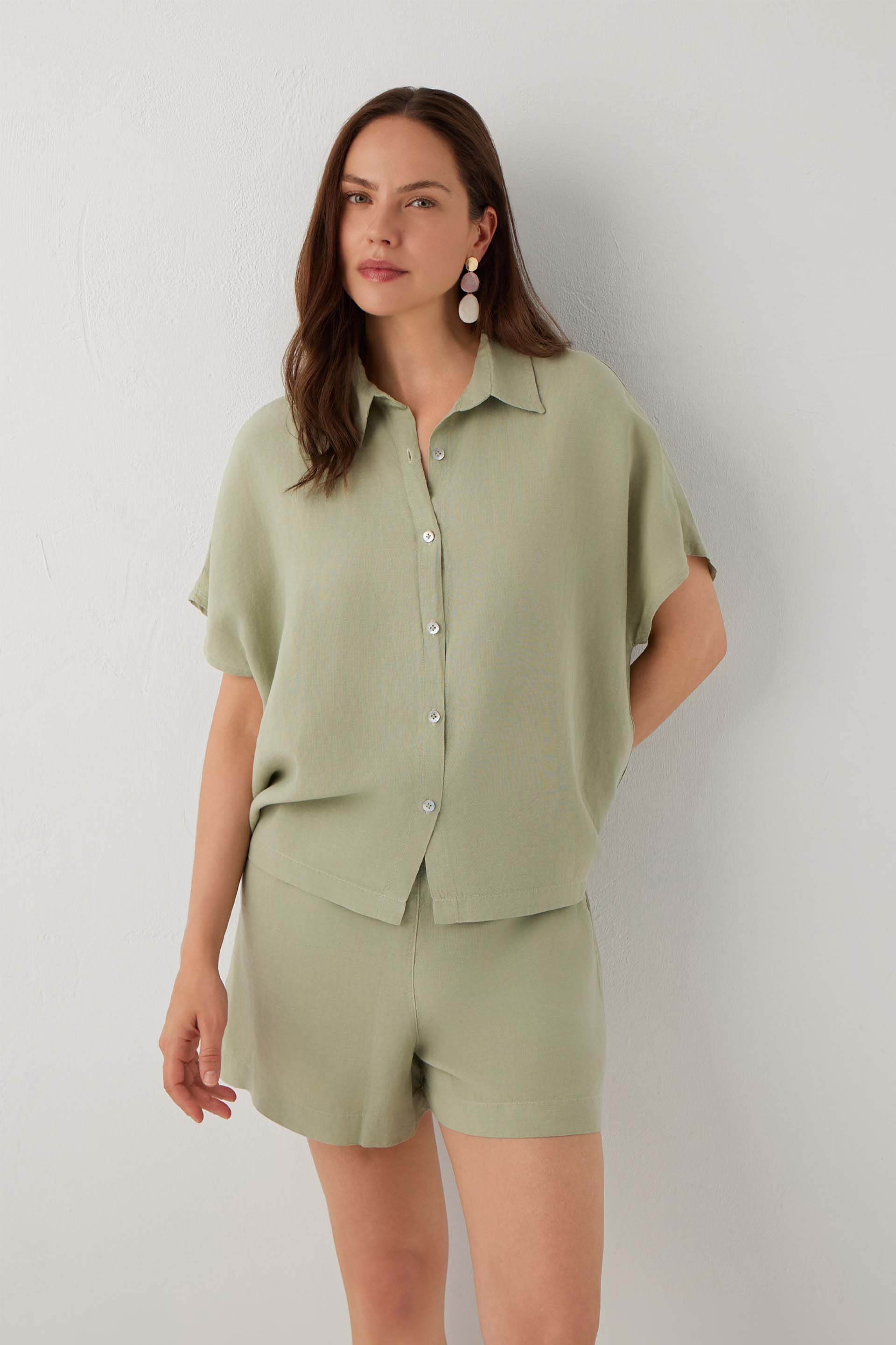 Linoflow Oversize Yarasa Kesim Tencel Keten Karışımlı Kadın Gömlek #renk_Ada Çayı