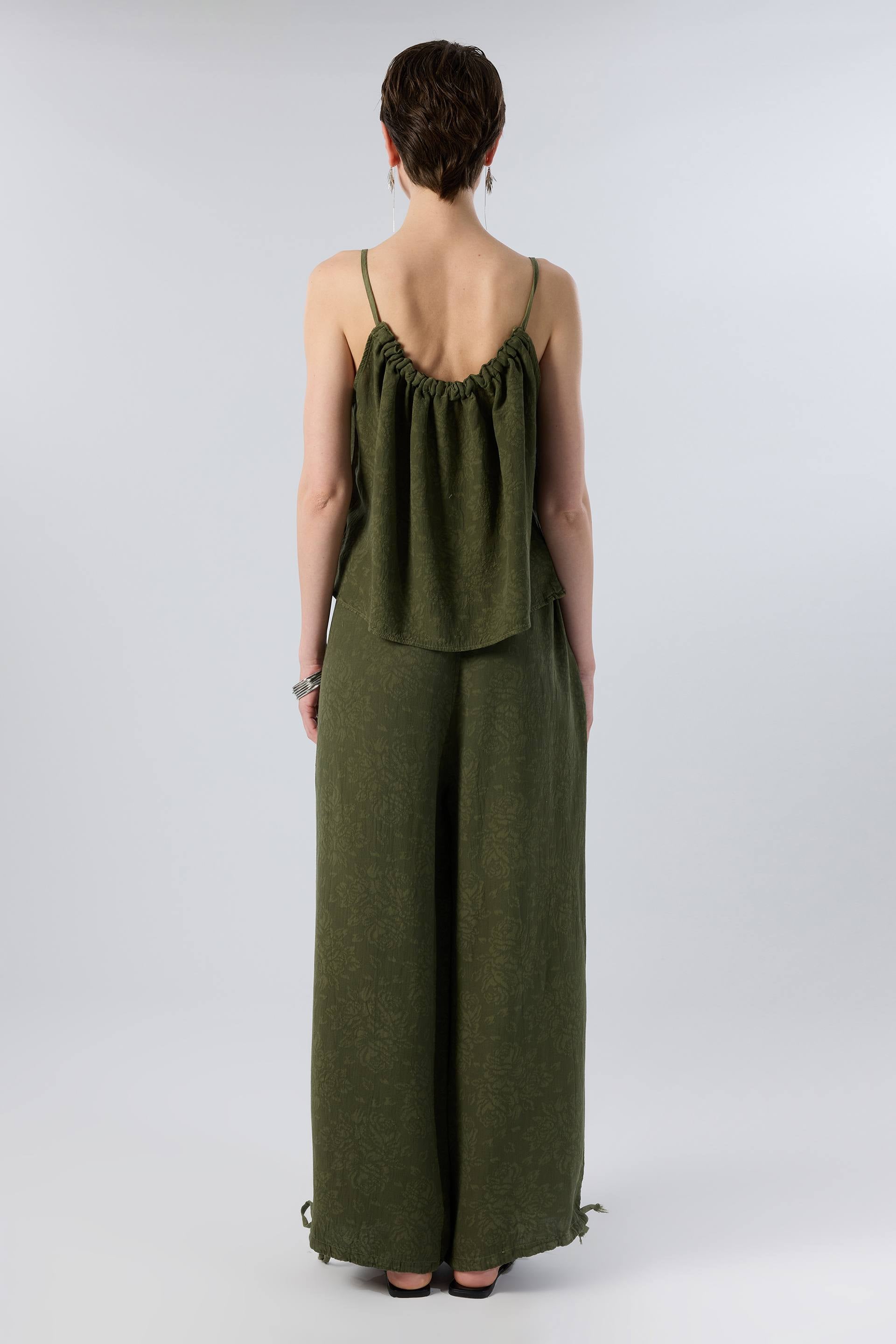 Luma Dokulu Tencel Askılı Bluz - Haki Kadın Bluz #renk_Haki