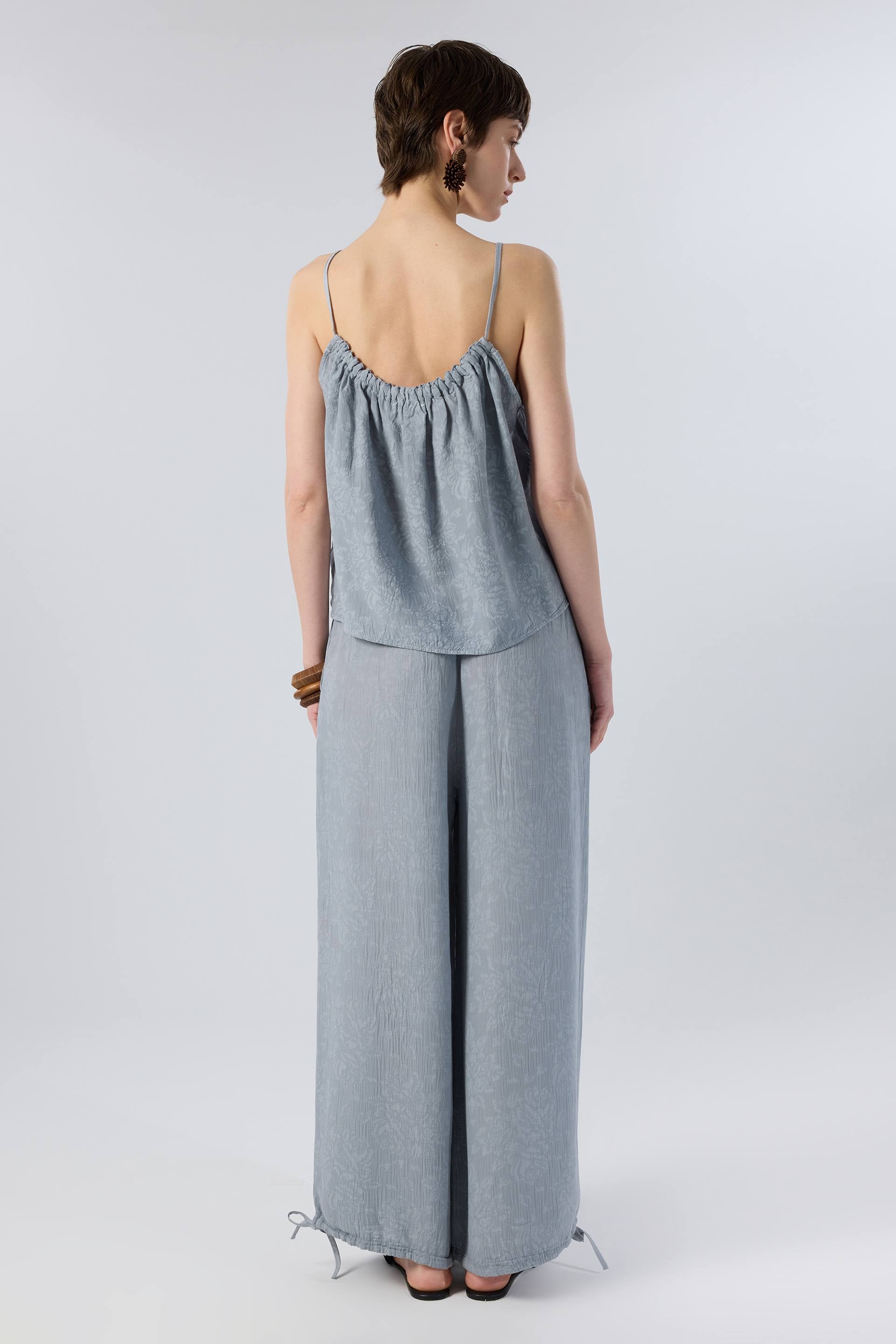 Luma Dokulu Tencel Askılı Bluz - Puslu Mavi Kadın Bluz #renk_Puslu Mavi