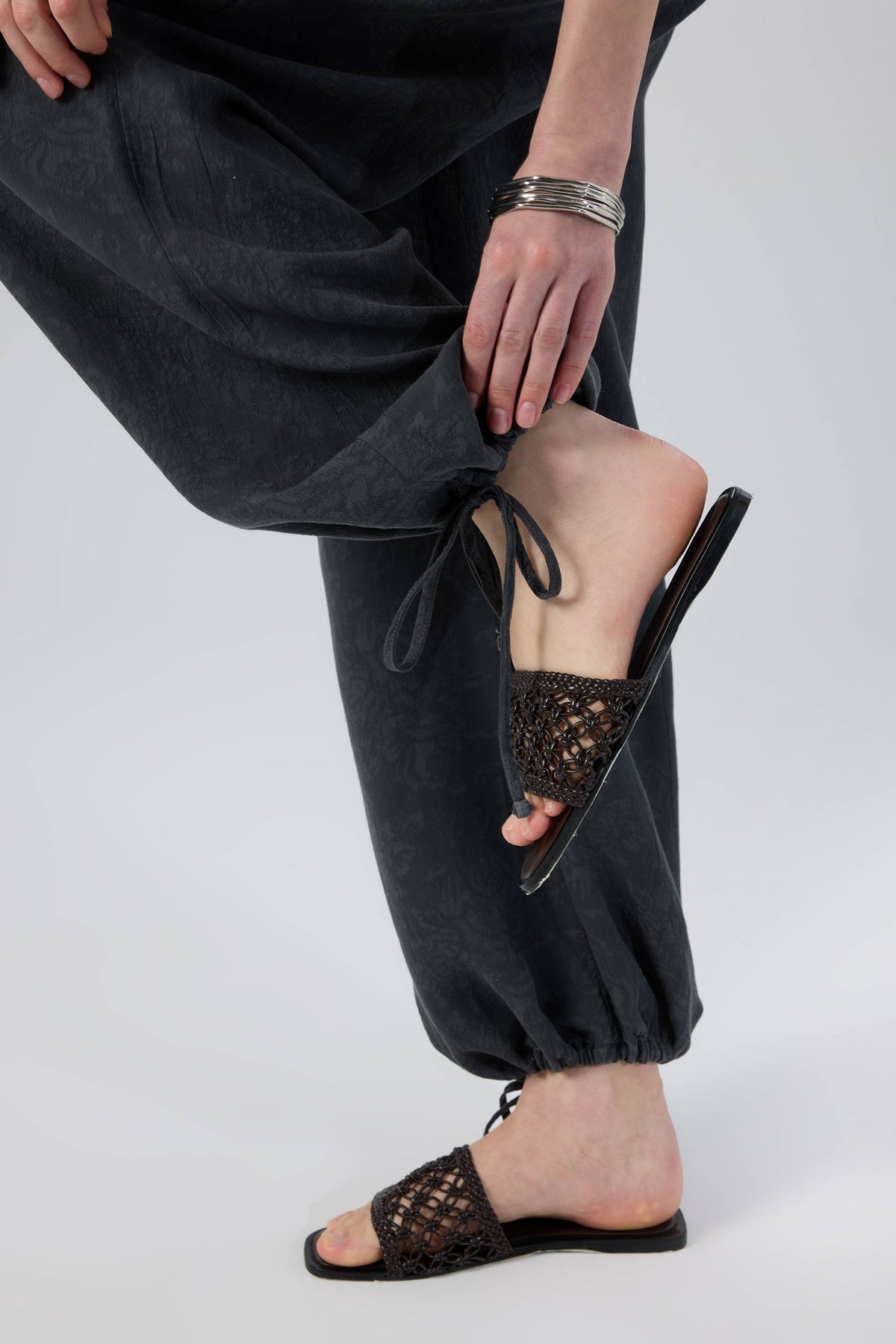 Luma Dokulu Tencel Askılı Bluz Pantolon #renk_Antrasit