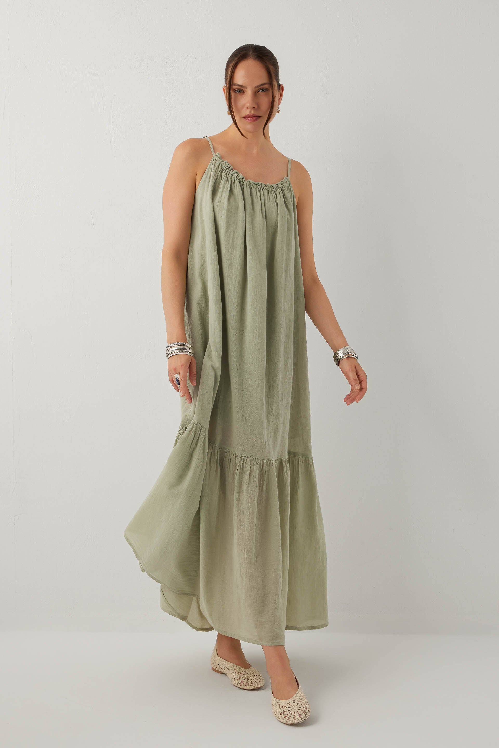 Breeze Vual Kumaş Büzgü Yaka Maxi Elbise #renk_Ada Çayı