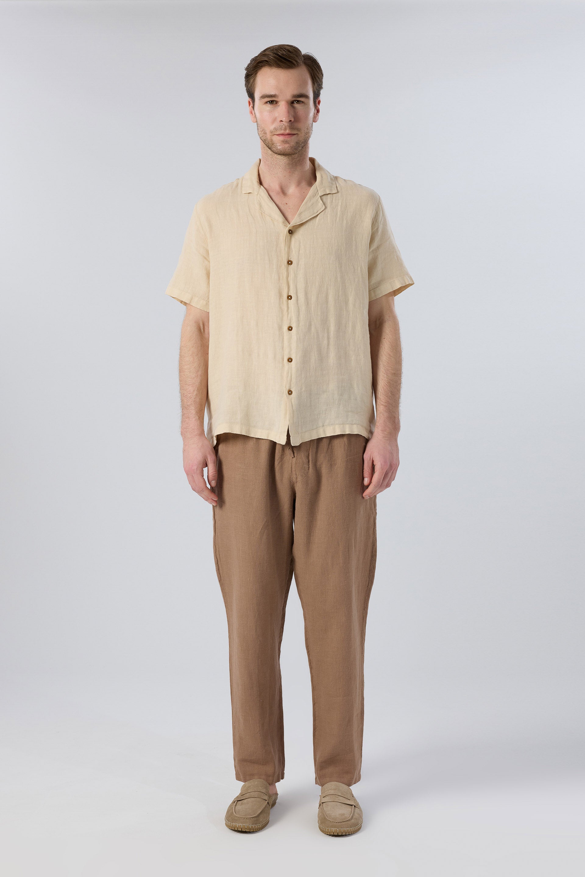 Yatık Yakalı Kısa Kollu Keten Erkek Gömlek #renk_Bej