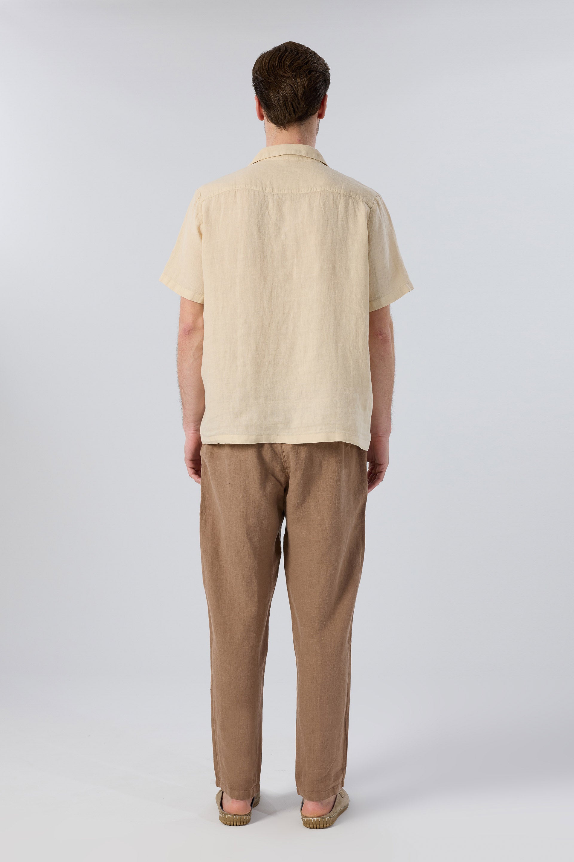 Yatık Yakalı Kısa Kollu Keten Erkek Gömlek #renk_Bej
