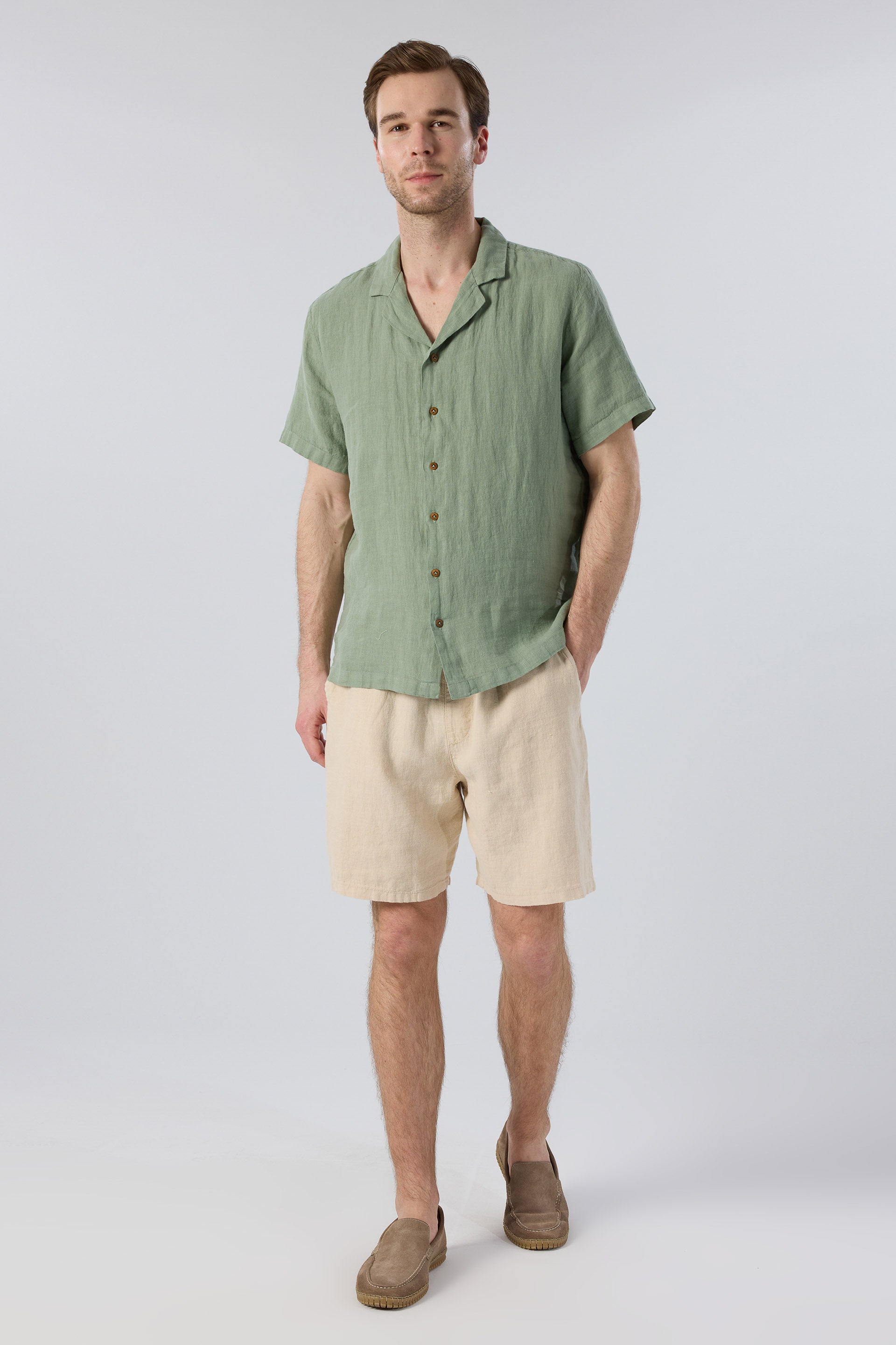 Yatık Yakalı Kısa Kollu Keten Erkek Gömlek #renk_Yosun Yeşili