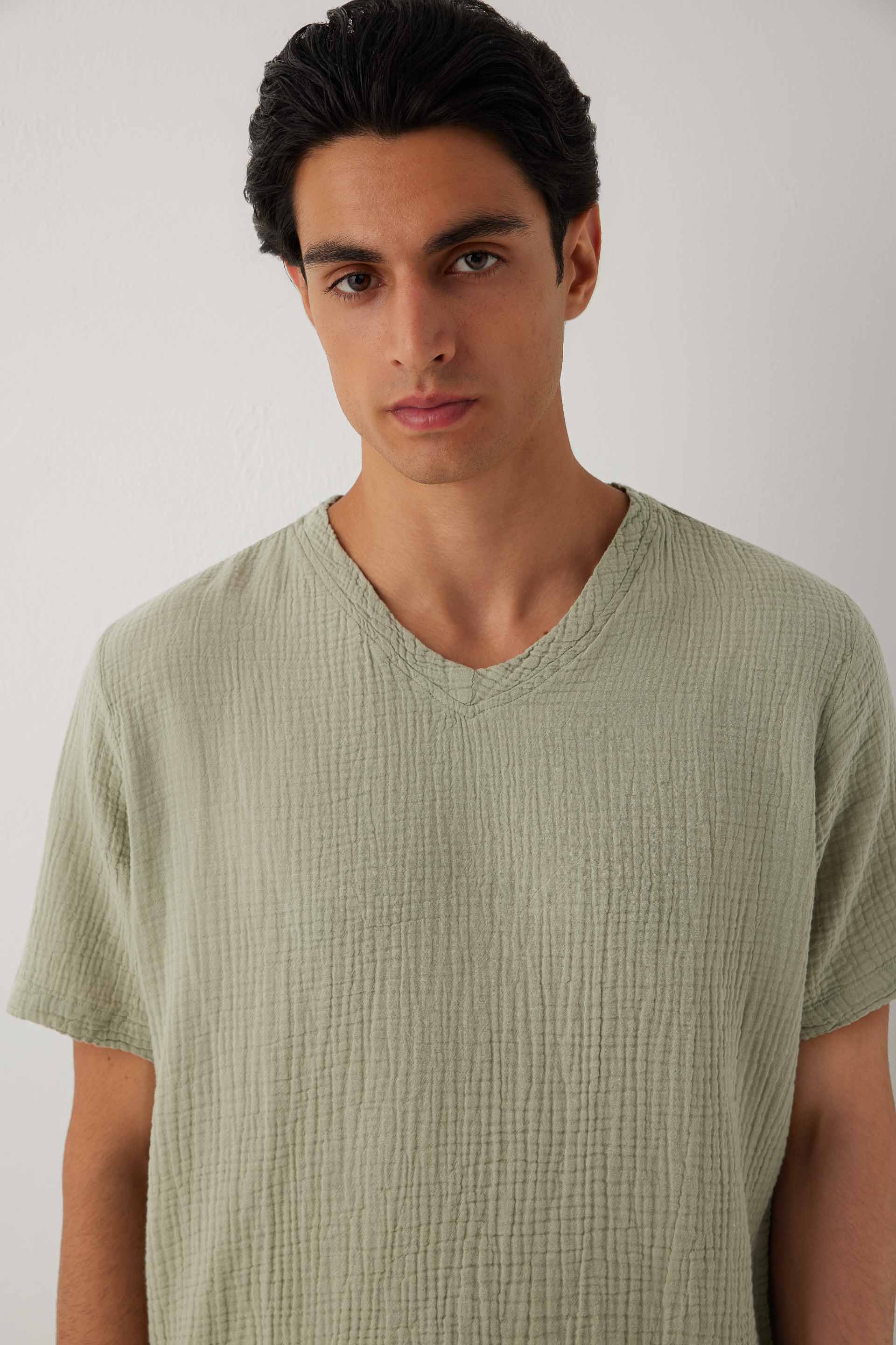 Nomad V Yaka Müslin Pamuklu Oversize Erkek Tişört #renk_Ada Çayı