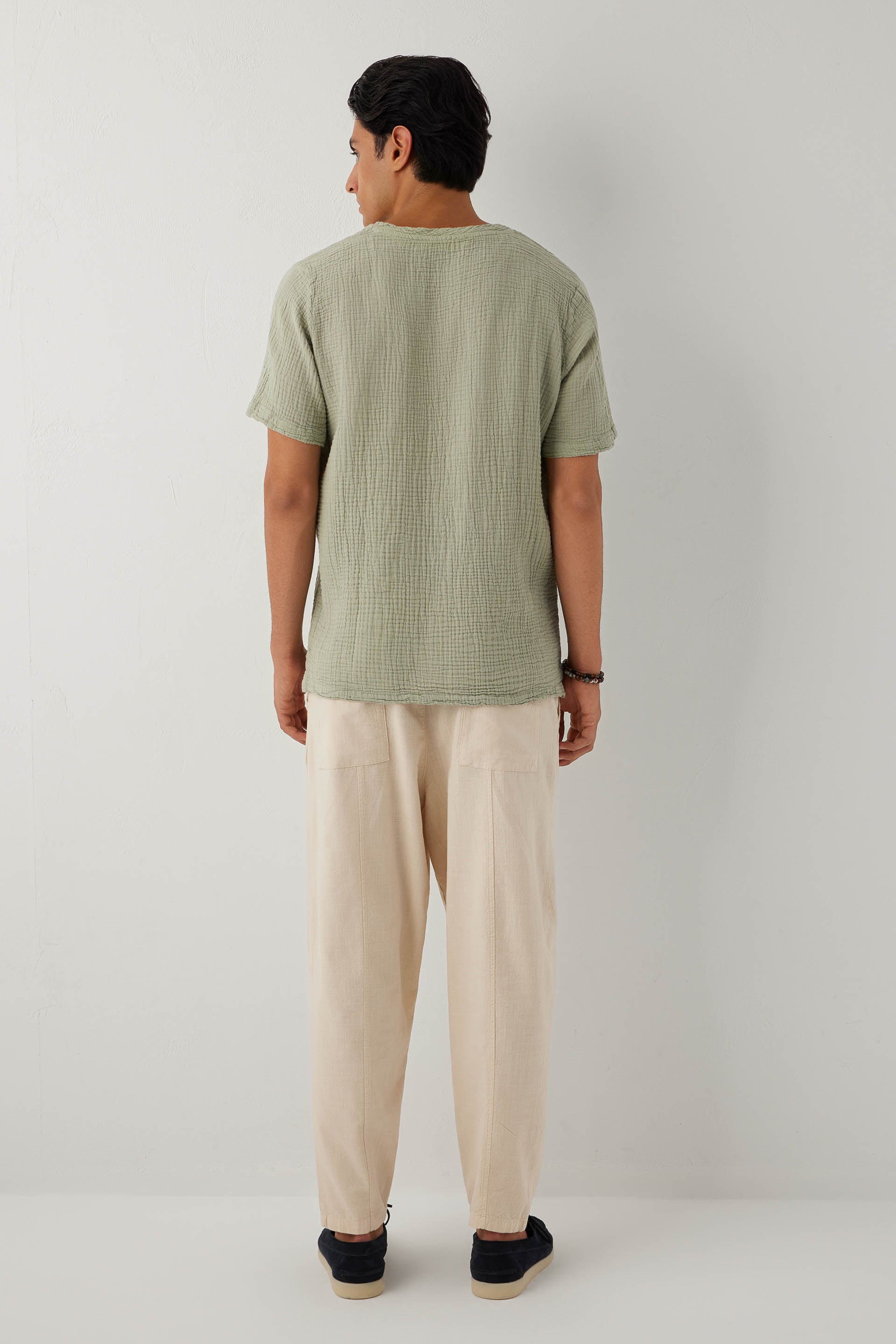 Nomad V Yaka Müslin Pamuklu Oversize Erkek Tişört #renk_Ada Çayı