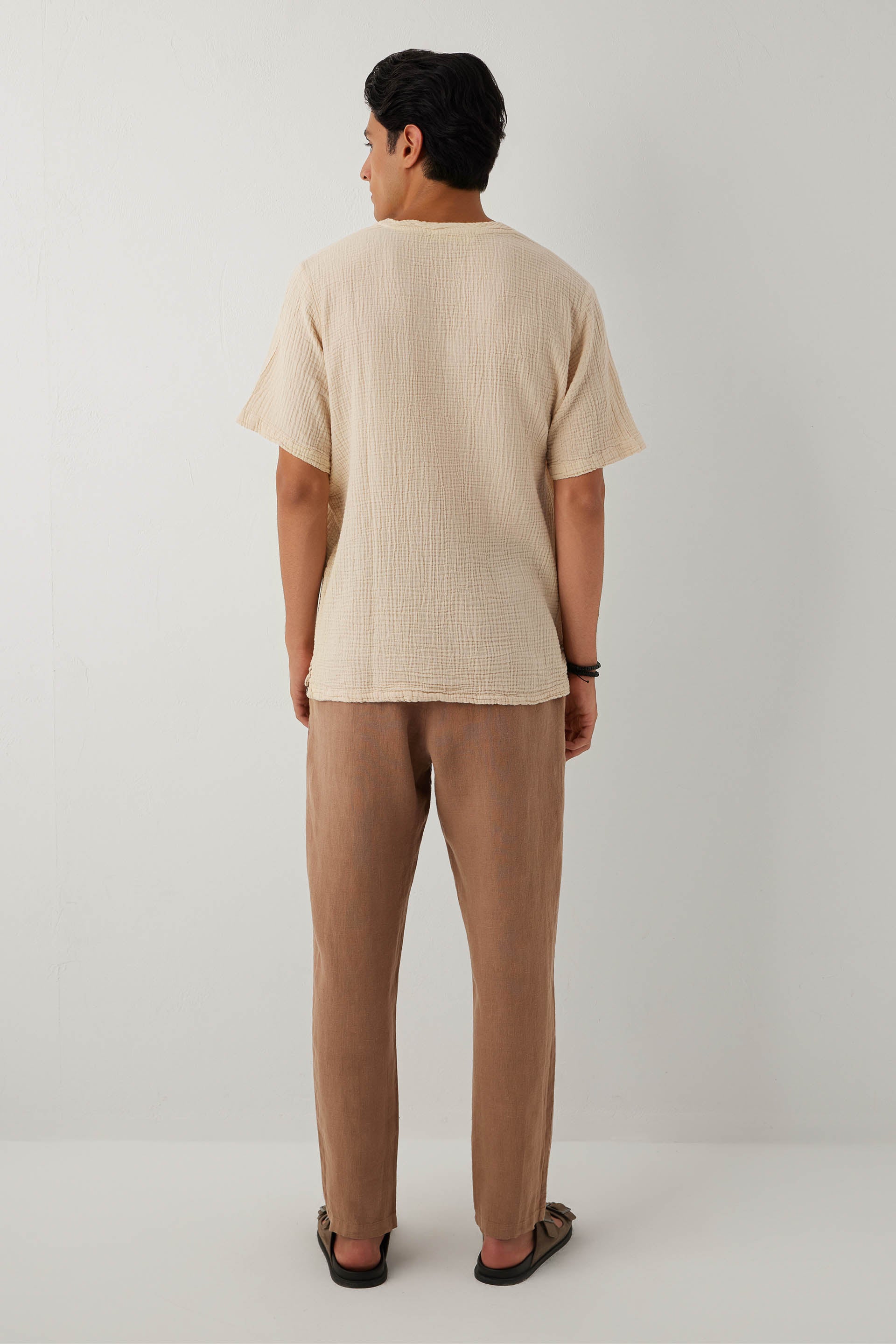 Nomad V Yaka Müslin Pamuklu Oversize Erkek Tişört #renk_Bej
