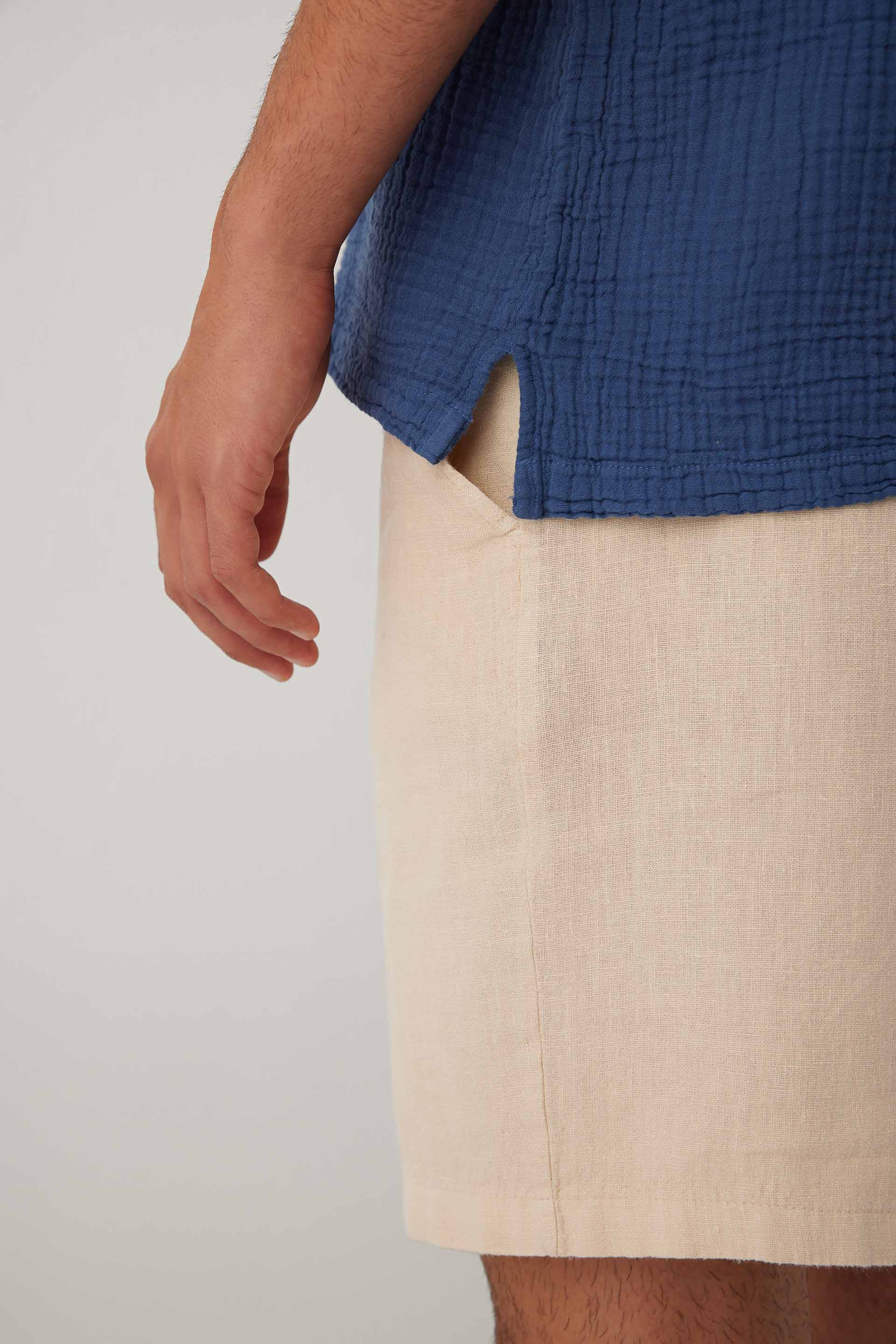 Nomad V Yaka Müslin Pamuklu Oversize Erkek Tişört #renk_Navy