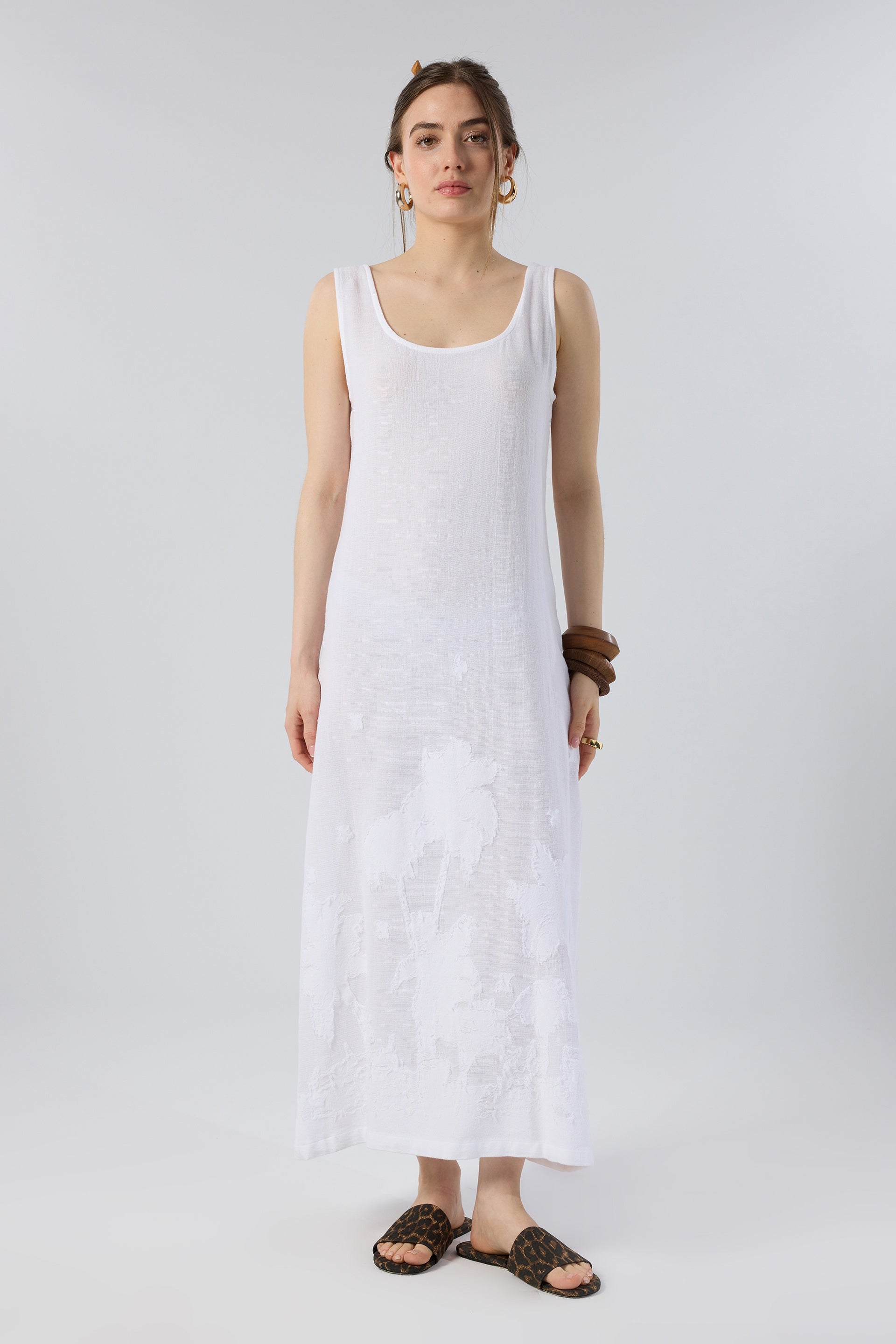 Palmiye Desenli Etamin Dokulu Askılı Uzun Elbise #renk_Beyaz