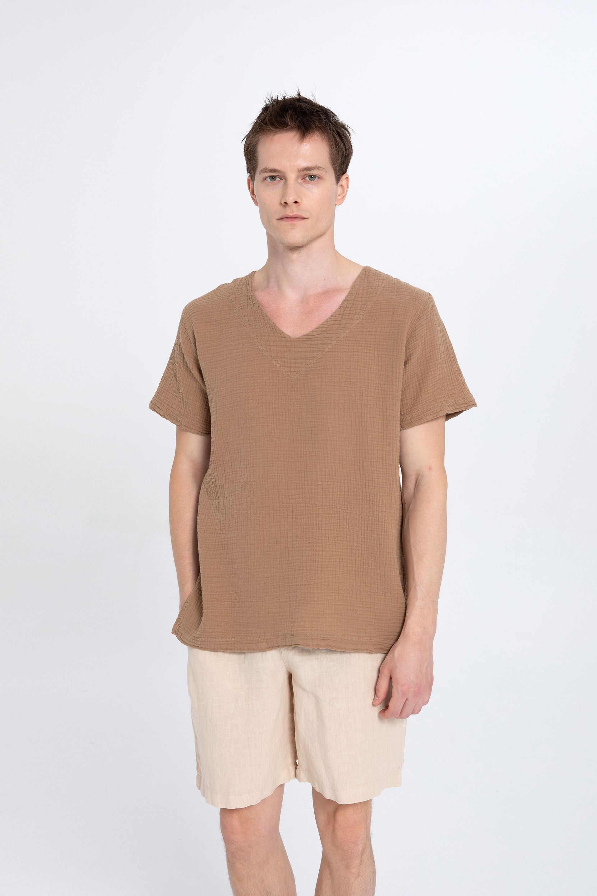 V yaka Müslin Erkek Tişört 