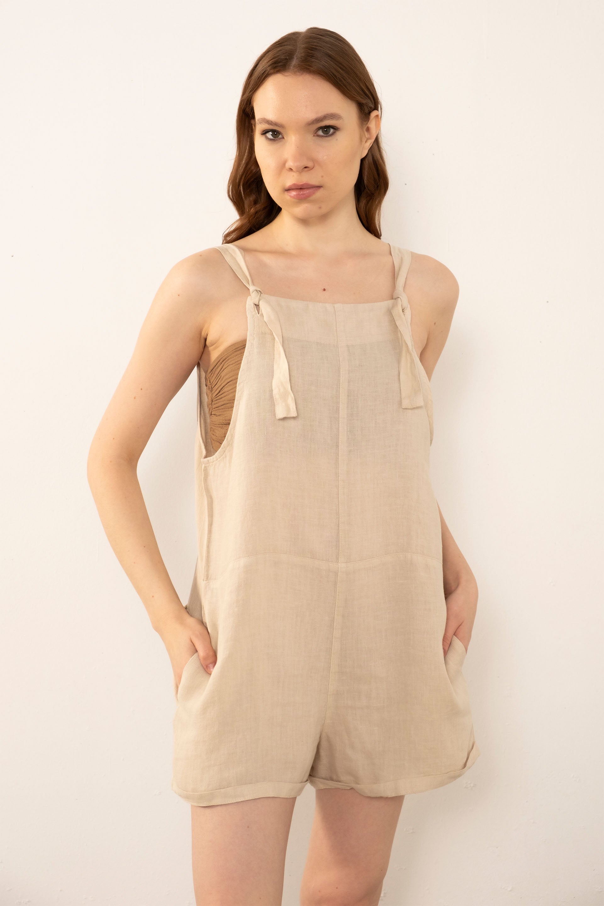 Saf Keten Cepli Kısa Tulum #Renk_ Bej