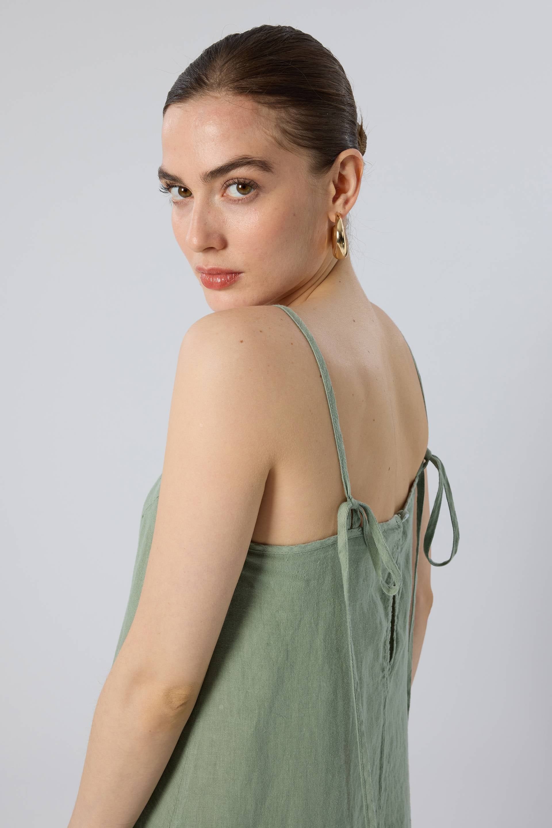 Askılı Keten Kısa Elbise #renk_Yosun Yeşili
