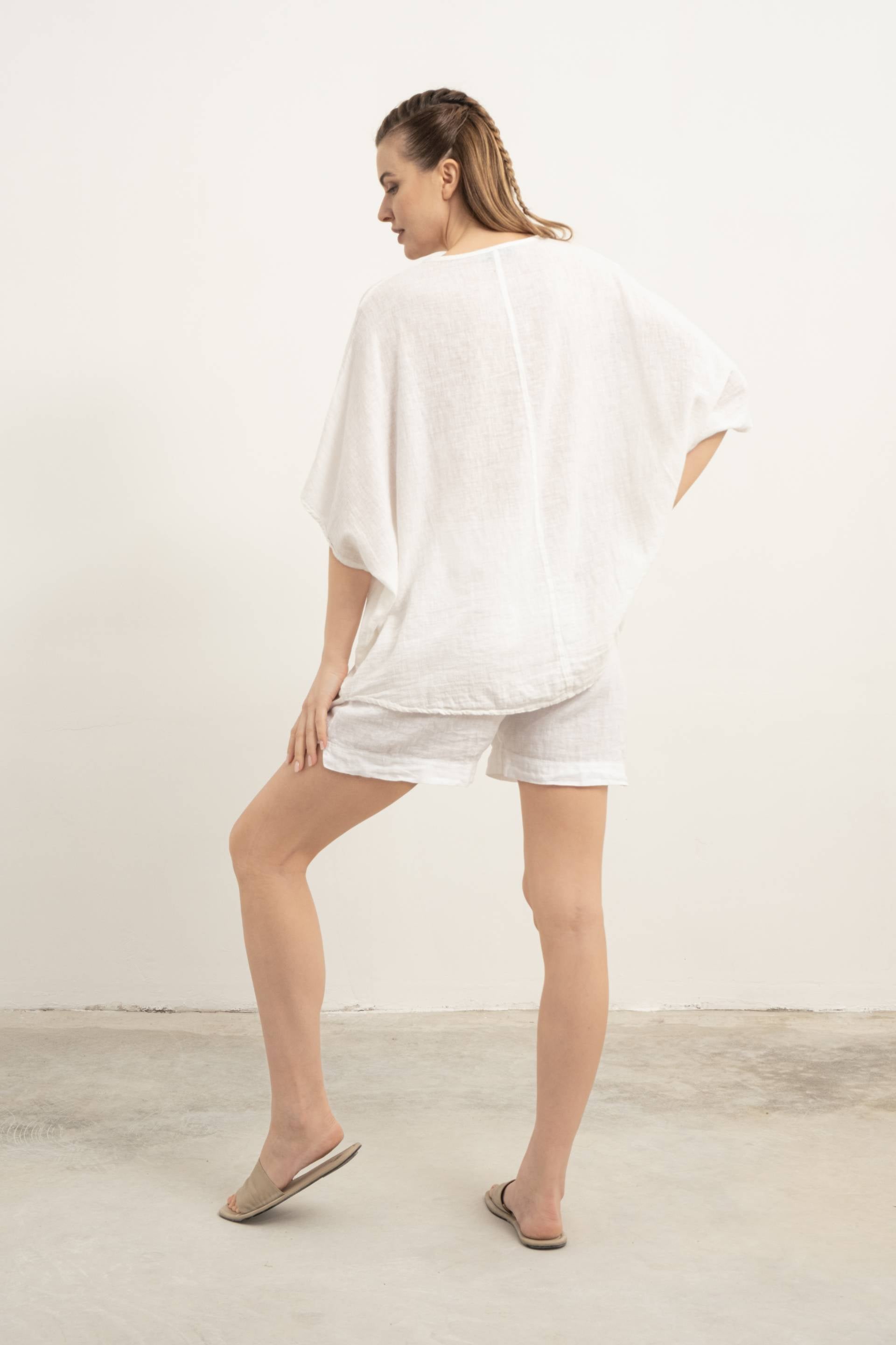Oversize Önü Düğmeli Anvelop Bluz #renk_Beyaz
