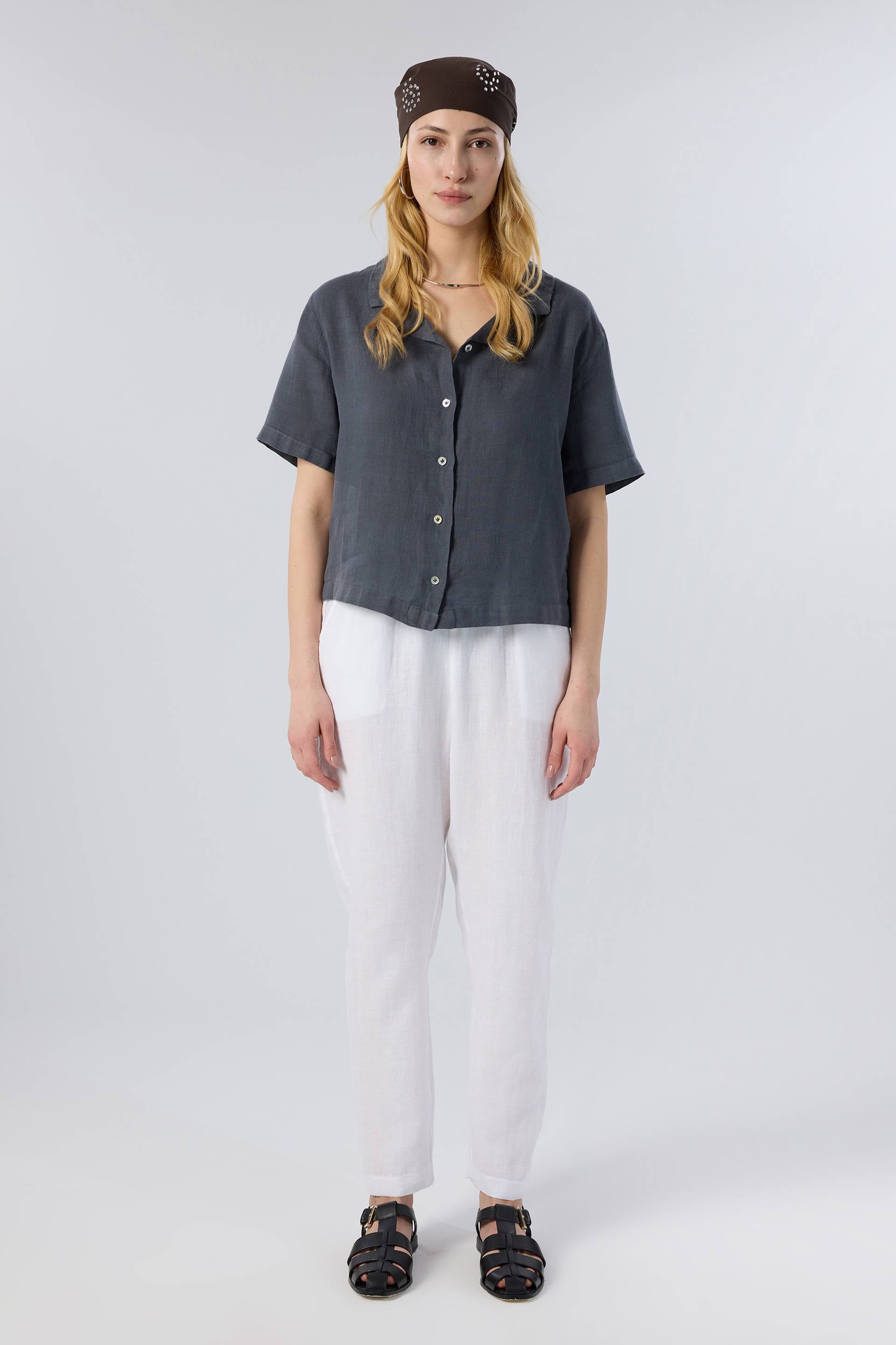 Yatık Yakalı Kısa Kollu Keten Kadın Gömlek #renk_Antrasit