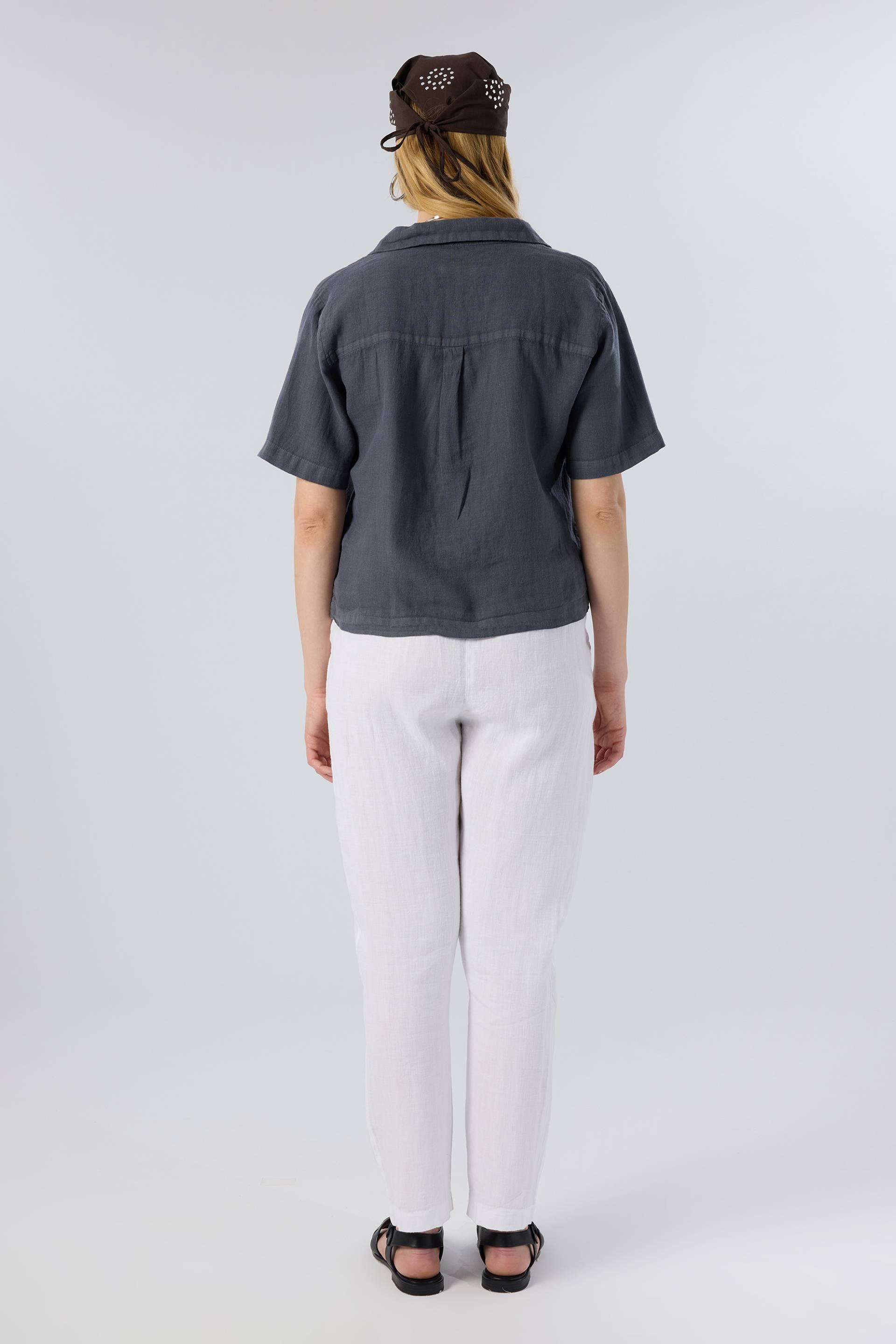 Yatık Yakalı Kısa Kollu Keten Kadın Gömlek #renk_Antrasit