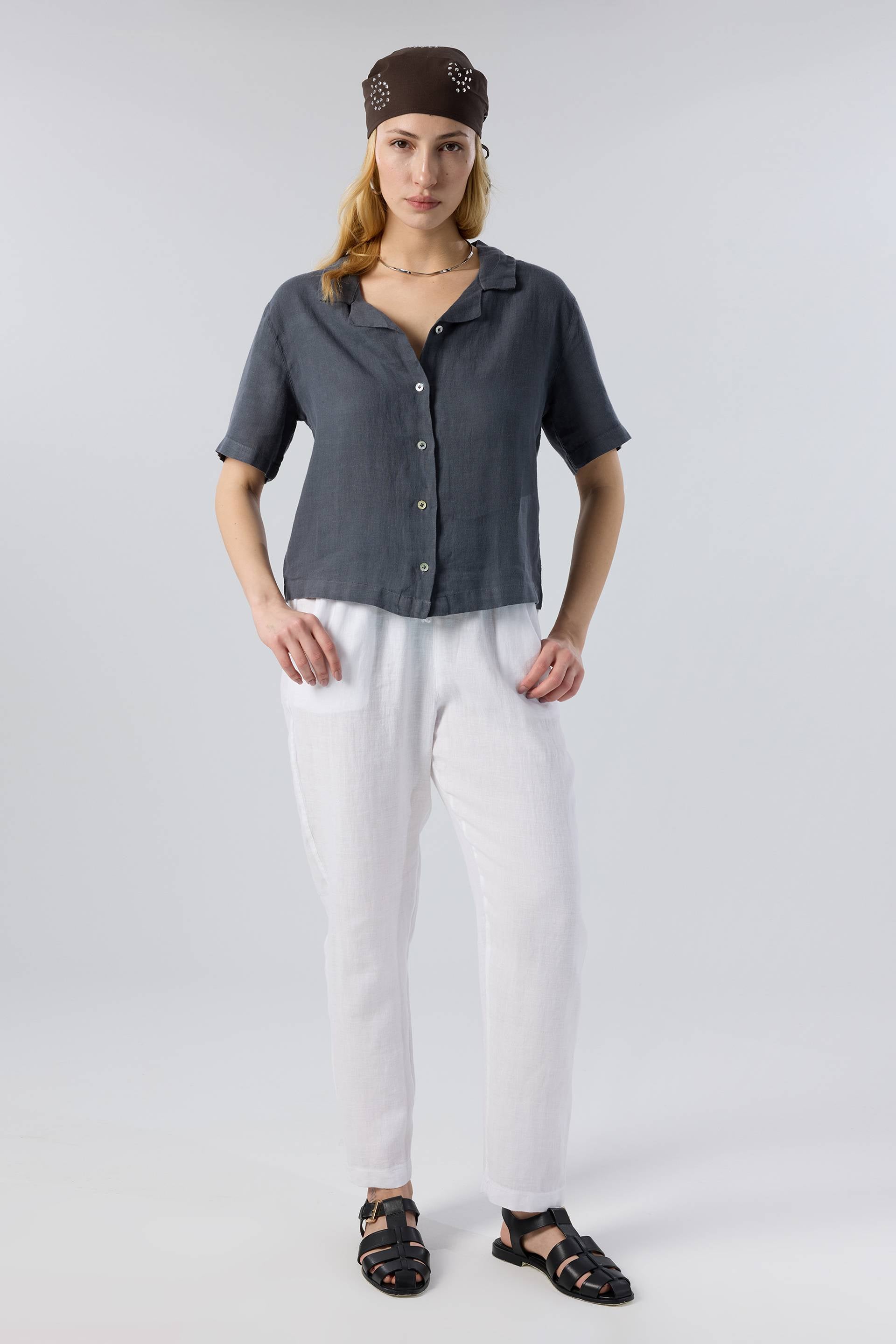 Yatık Yakalı Kısa Kollu Keten Kadın Gömlek #renk_Antrasit