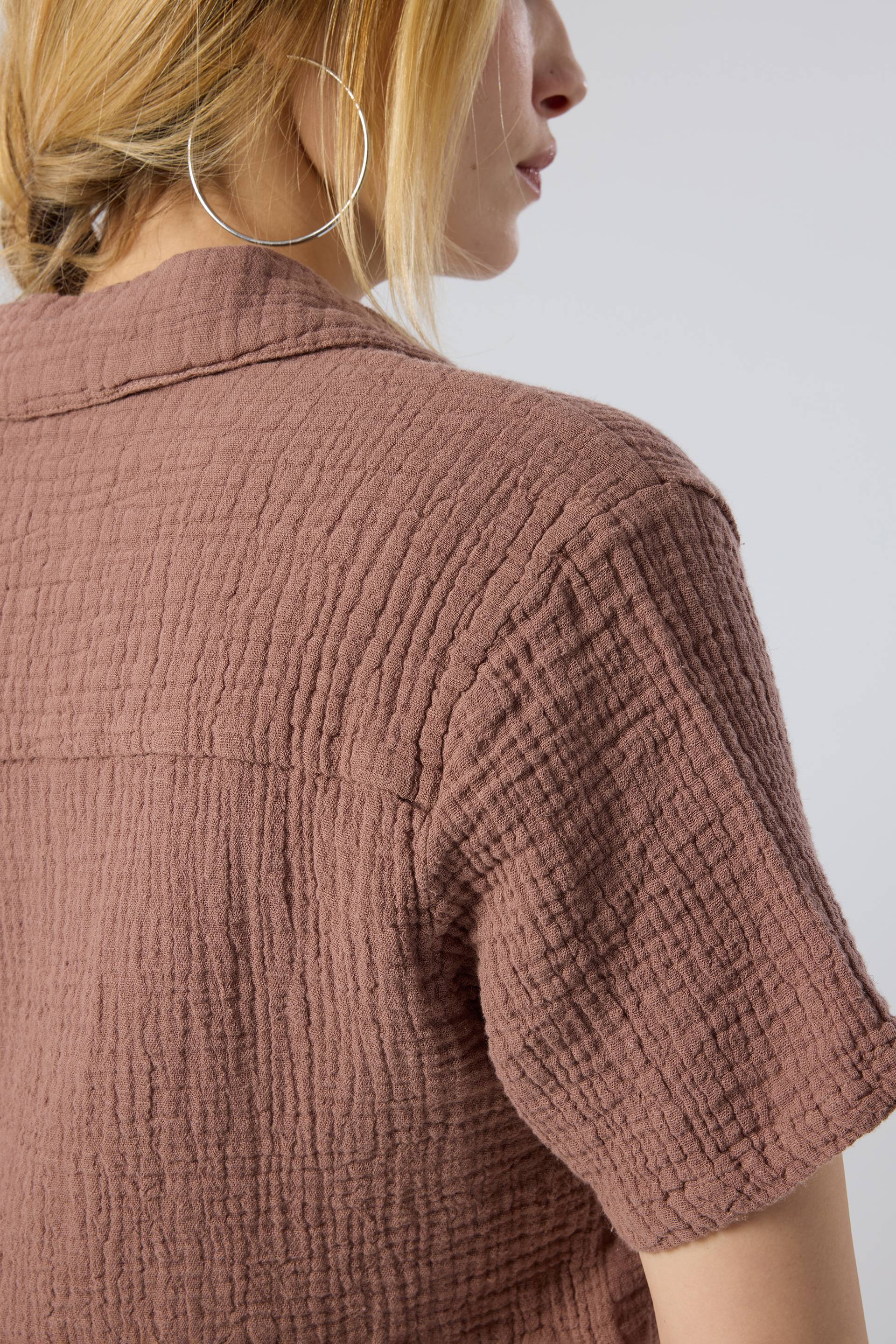 Yazlık nefes alan kenevir müslin kısa kollu kadın gömlek #renk_Toprak Kahve