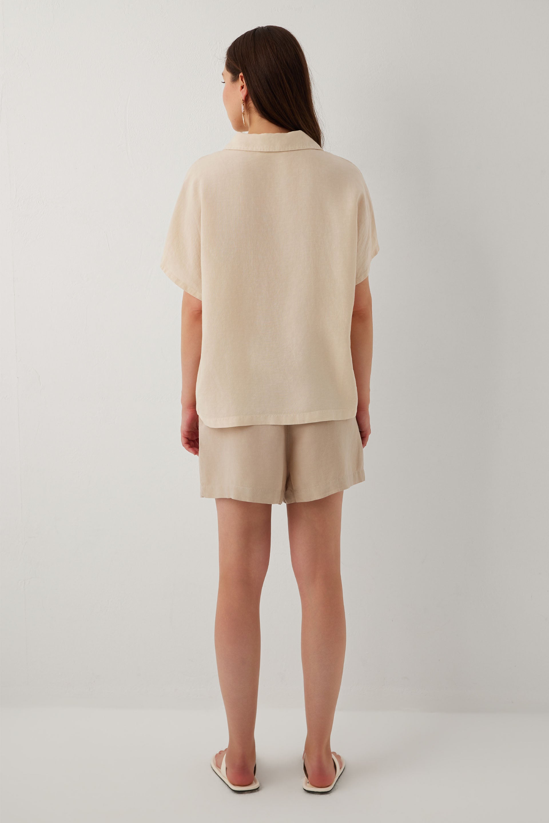 Linoflow Oversize Yarasa Kesim Tencel Keten Karışımlı Kadın Gömlek #renk_Bej