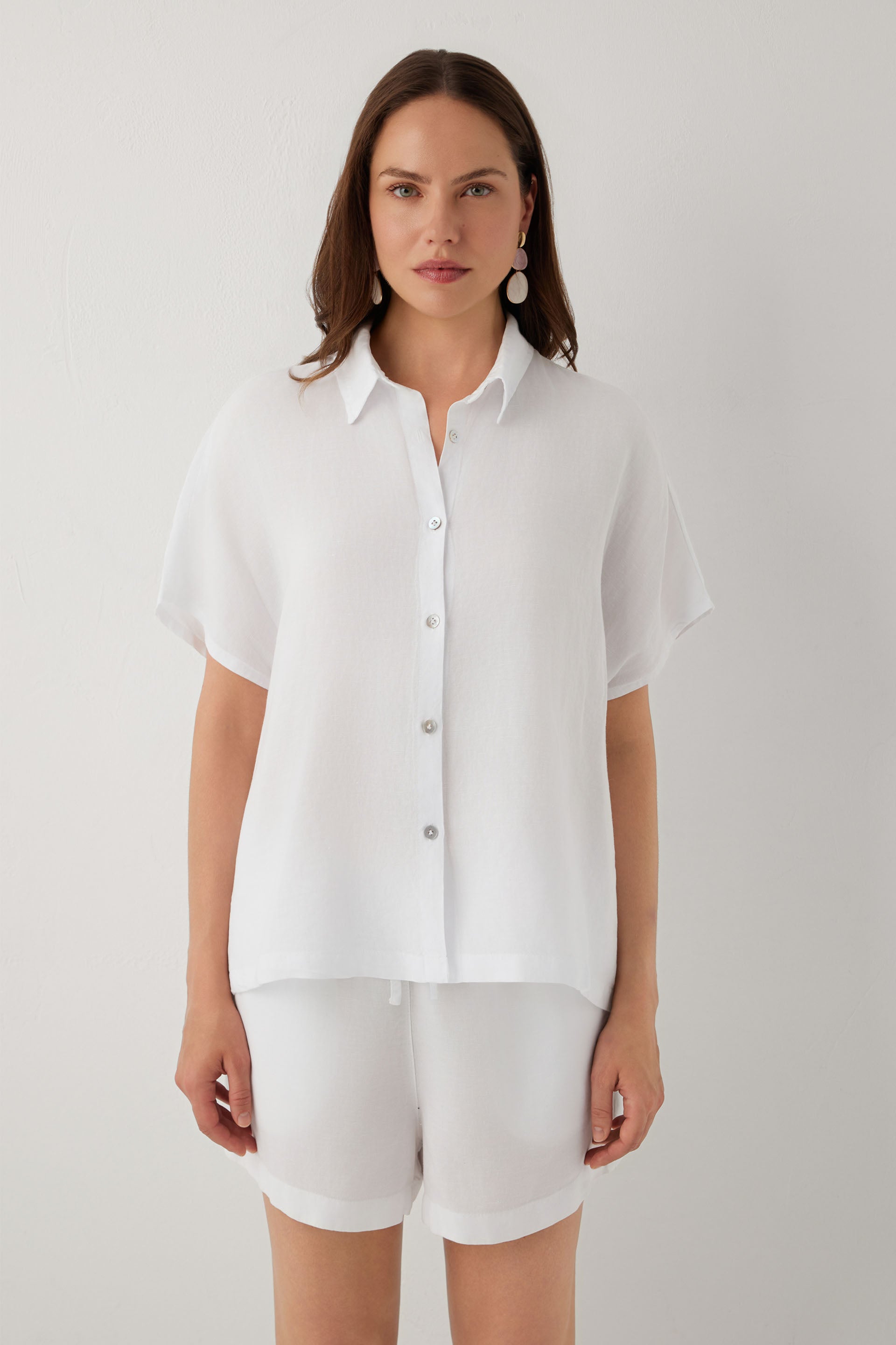 Linoflow Oversize Yarasa Kesim Kadın Tencel Keten Karışımlı Gömlek #renk_Beyaz
