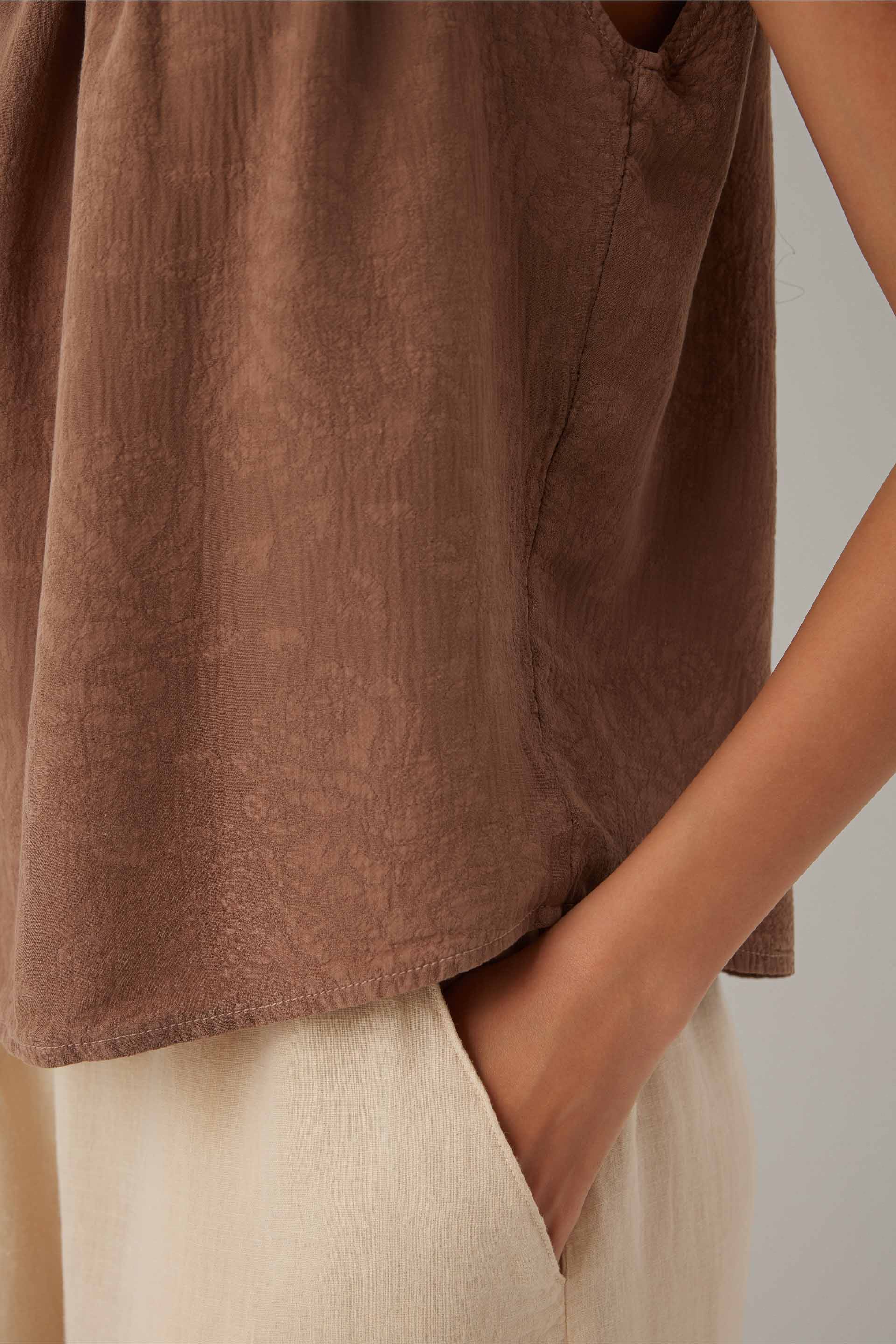 Luma Dokulu Tencel Askılı Bluz #renk_Kahve