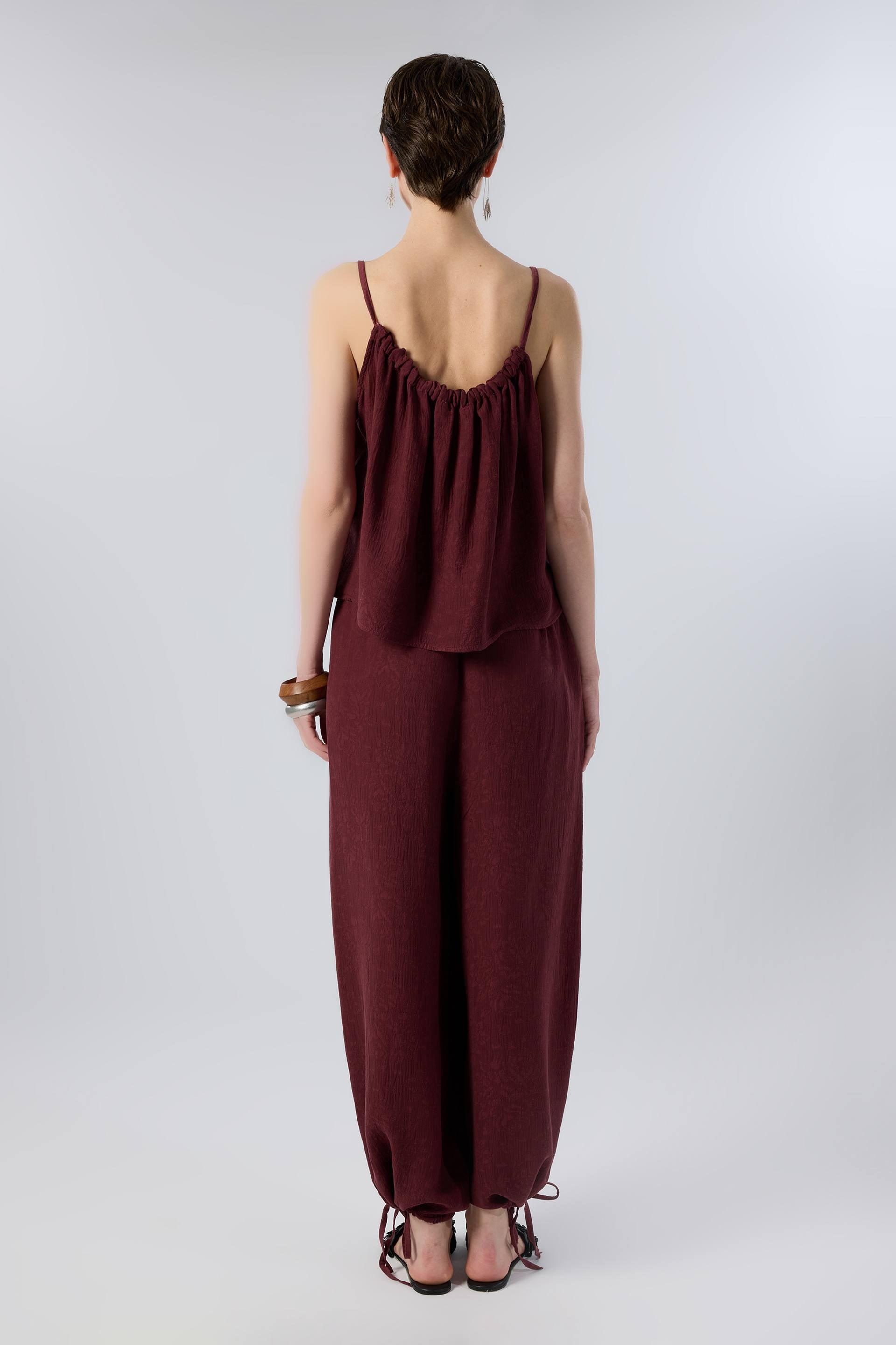 Luma Dokulu Tencel Askılı Bluz - Mürdüm Kadın Bluz #renk_Mürdüm