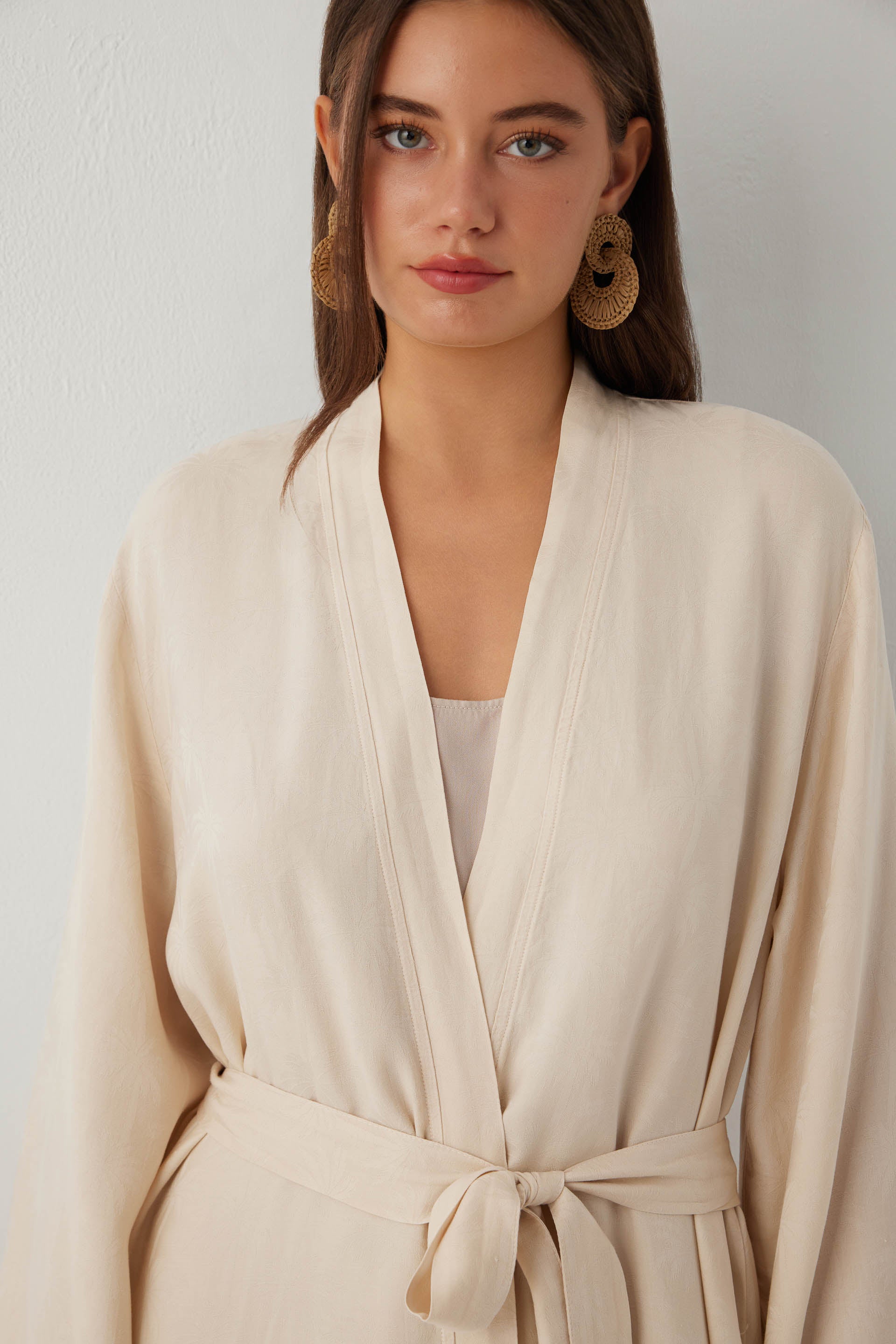 Woven Flora Palm Flow Tencel Uzun Kollu Kadın Kimono Sabahlık #renk_Bej