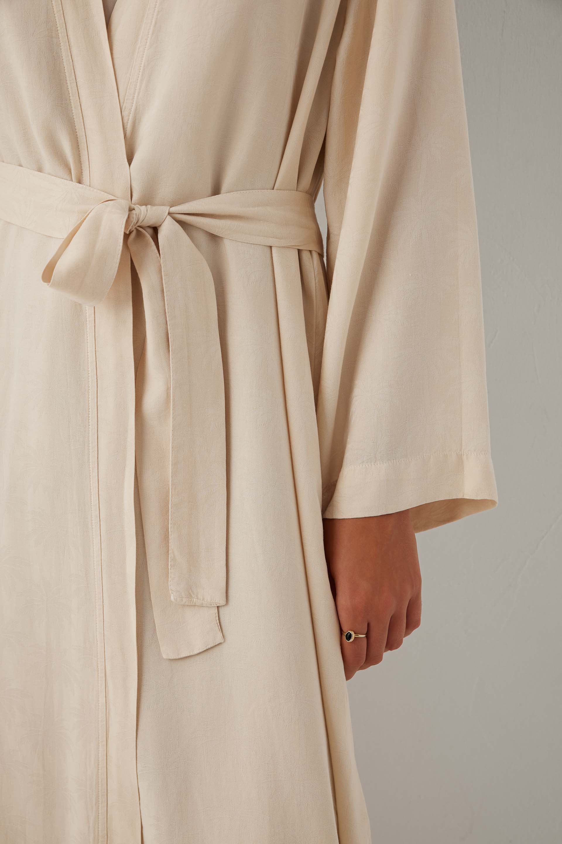Woven Flora Palm Flow Tencel Uzun Kollu Kadın Kimono Sabahlık #renk_Bej