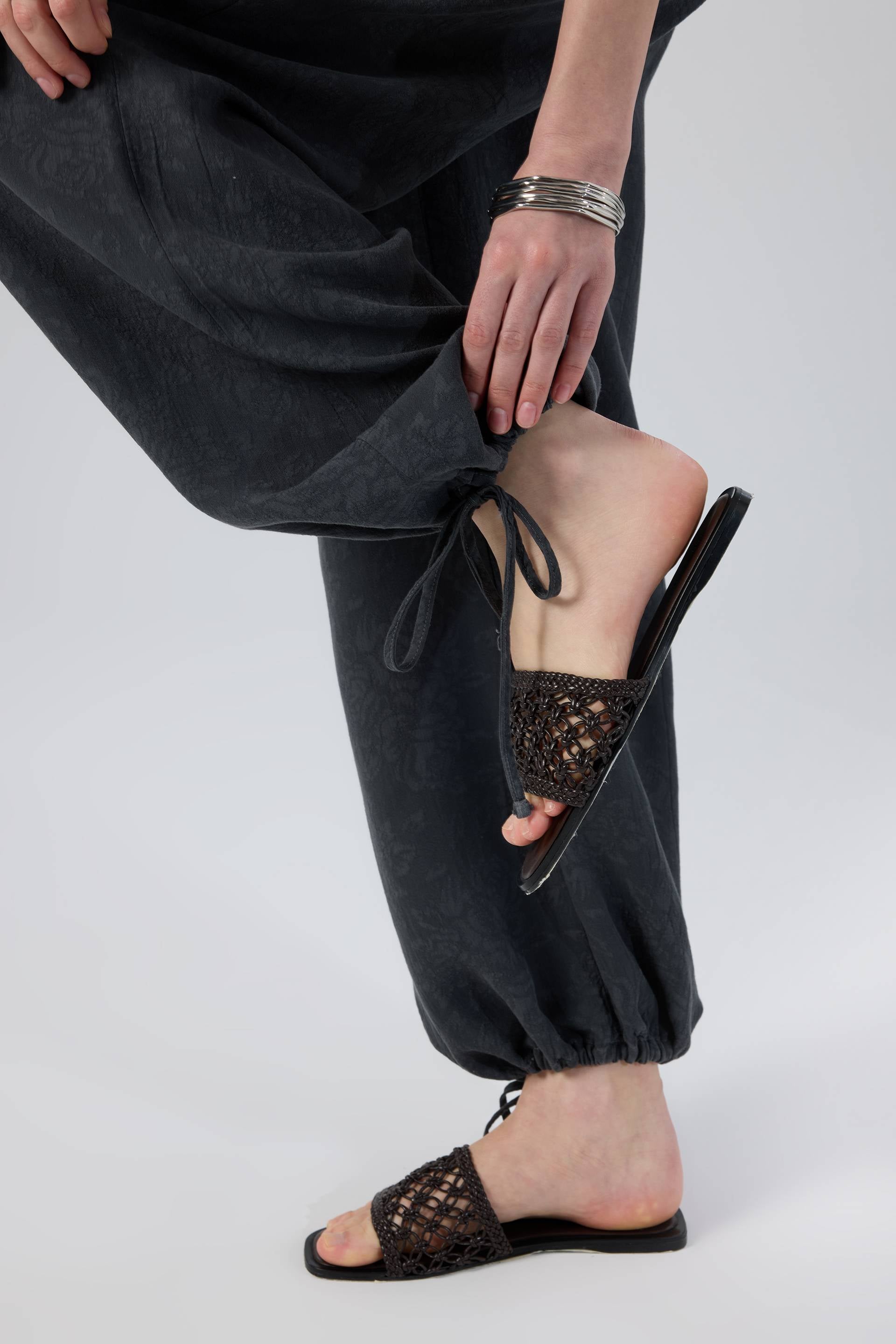 Luma Dokulu Tencel Askılı Bluz Pantolon #renk_Antrasit