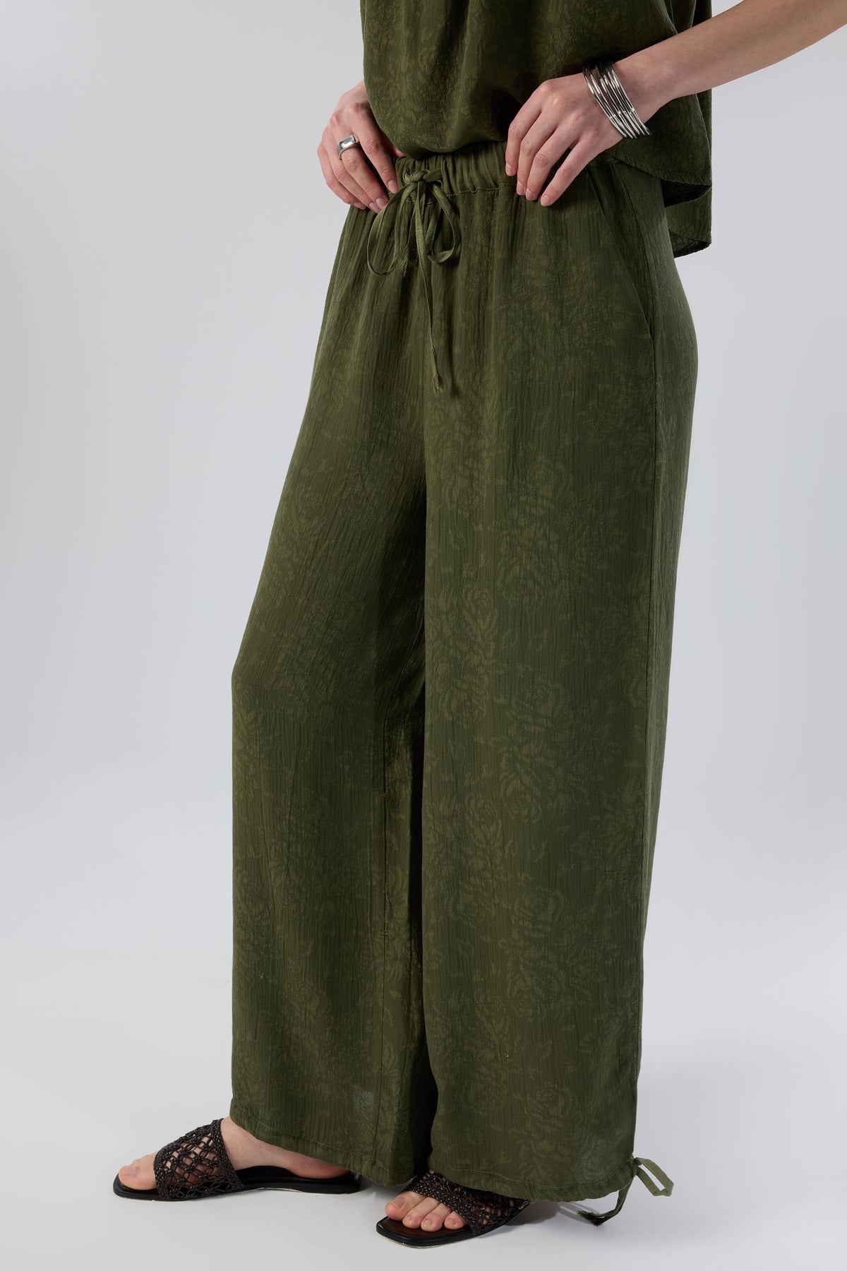 Luma Dokulu Tencel Askılı Bluz Pantolon #renk_Haki