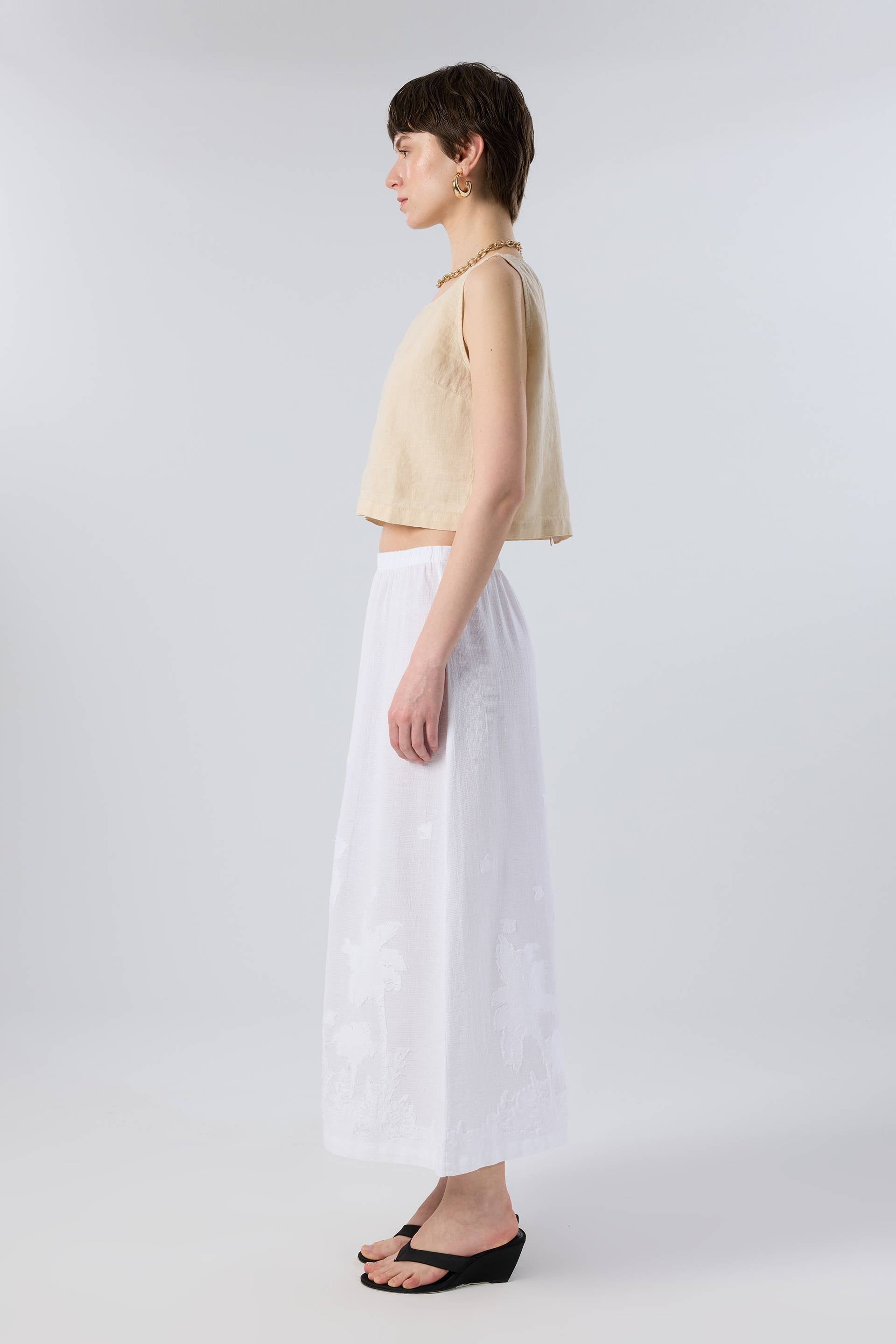 Palmiye Desenli Etamin Dokulu Midi Etek #renk_Beyaz