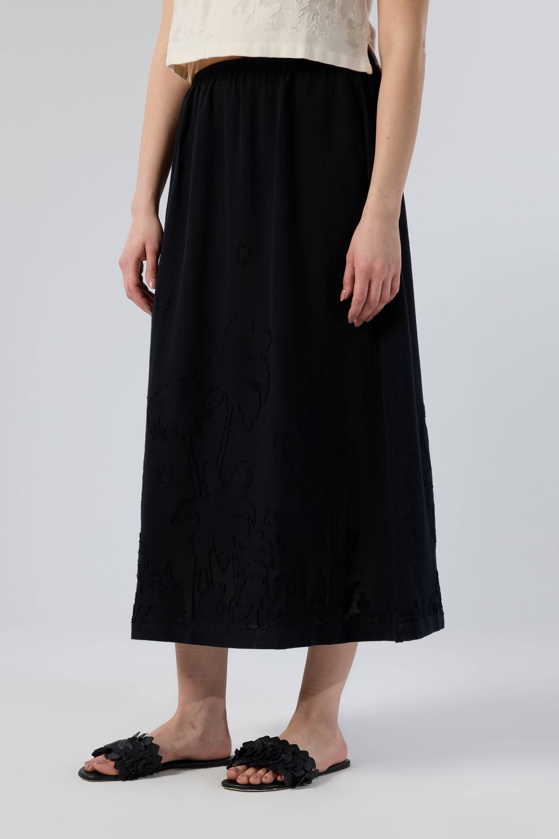 Palmiye Desenli Etamin Dokulu Midi Etek #renk_Siyah