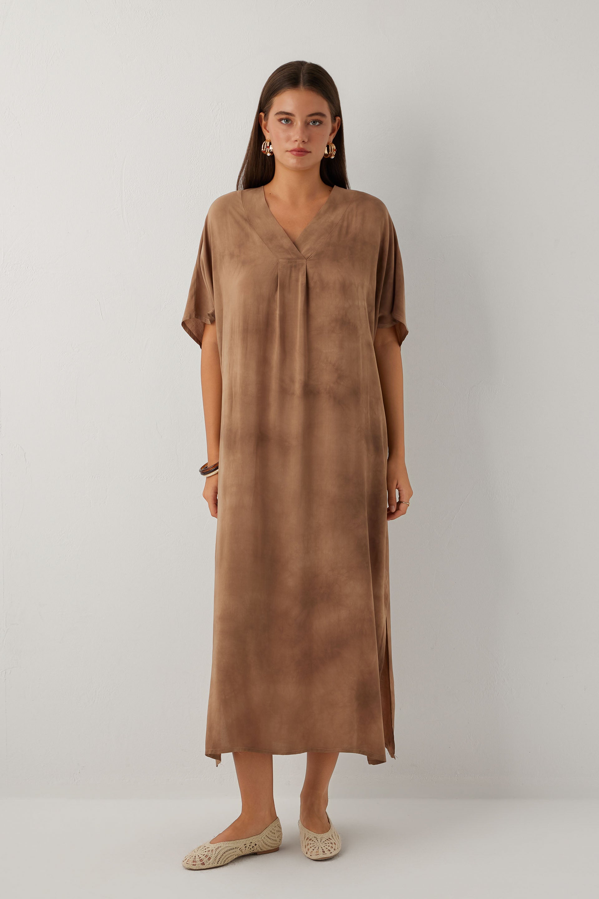 Earth Dye V Yaka Batik Maxi Elbise