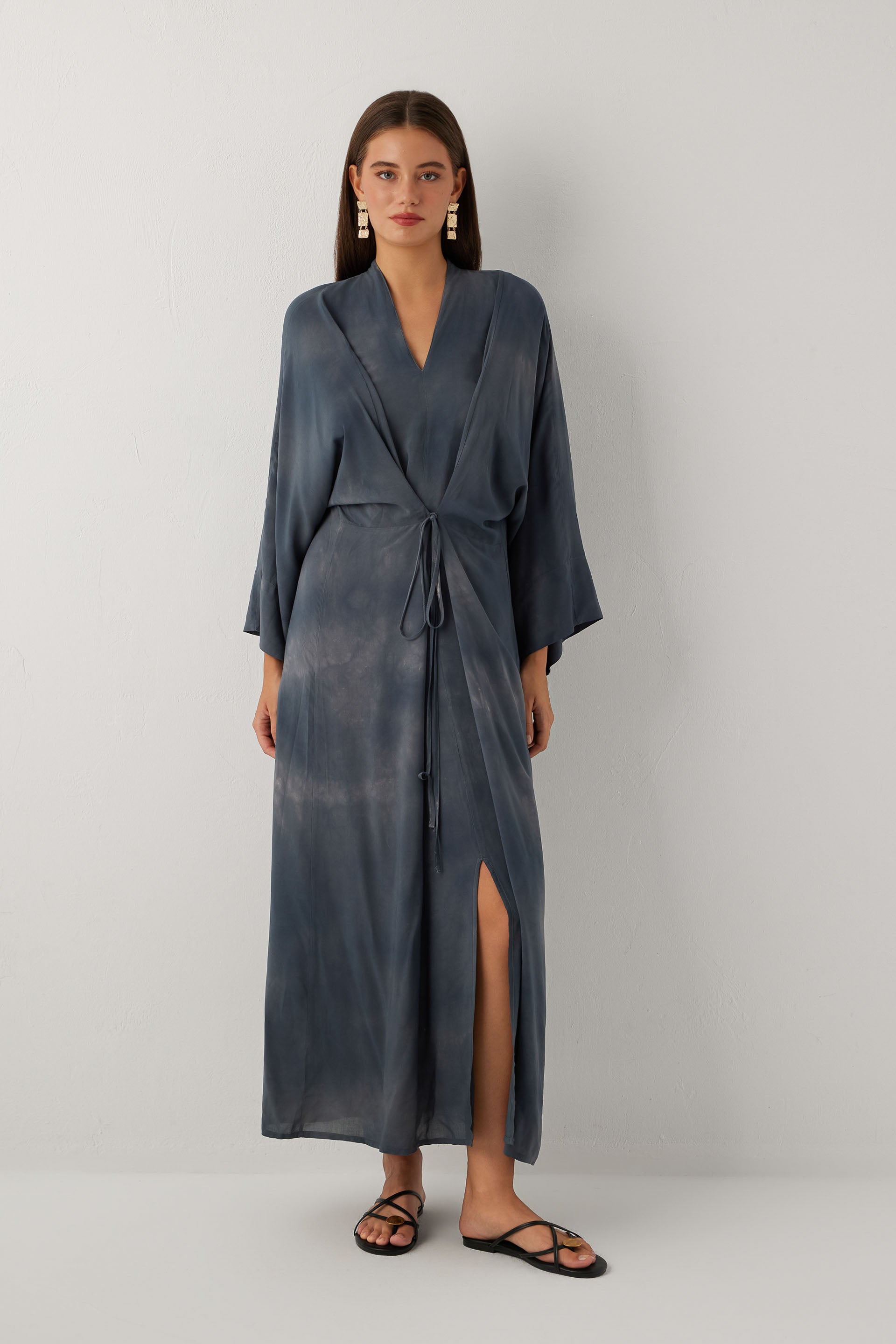 Earth Dye Bağlamalı Kimono Kol Maxi Elbise #renk_Antrasit