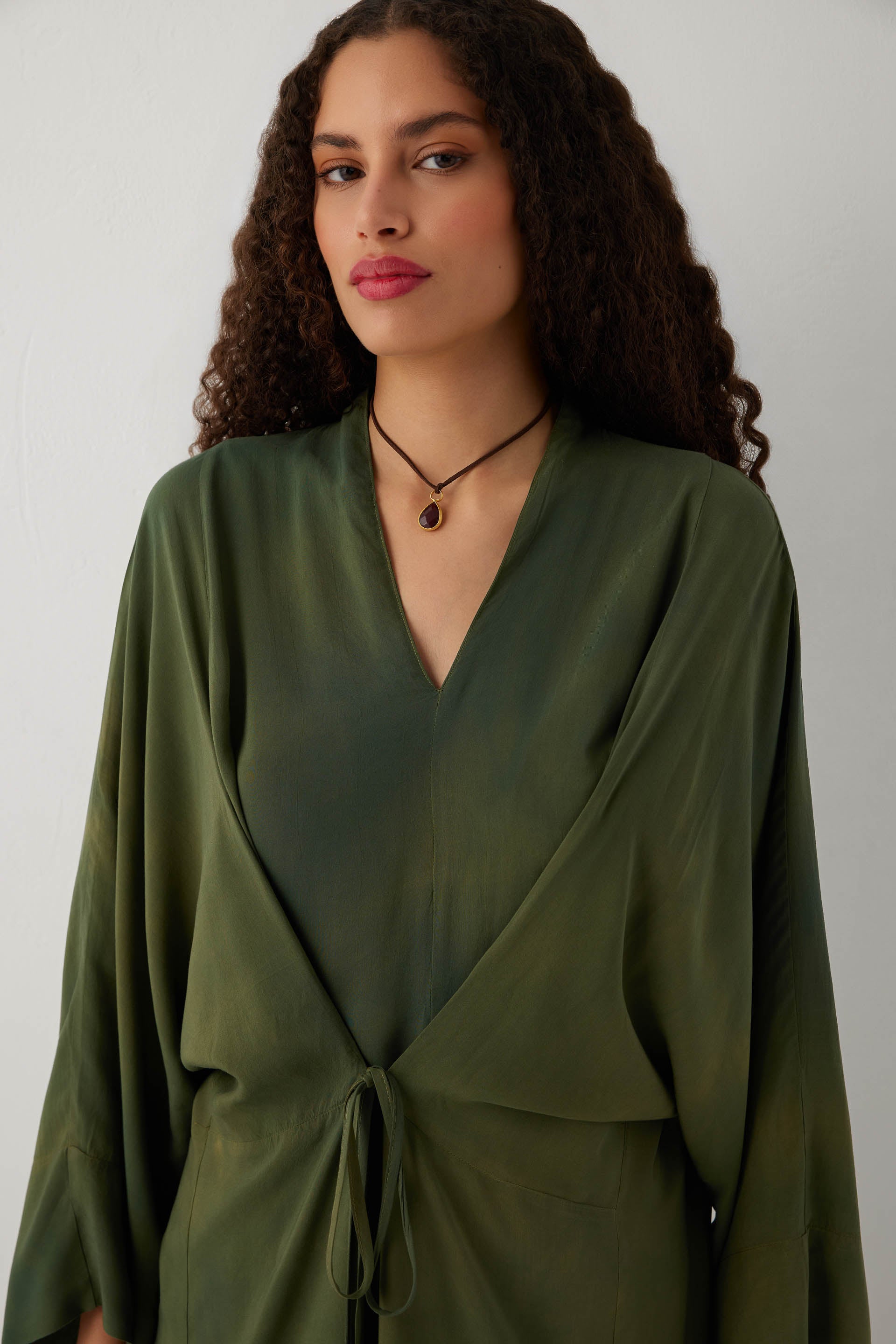 Earth Dye Bağlamalı Kimono Kol Maxi Elbise #renk_Haki
