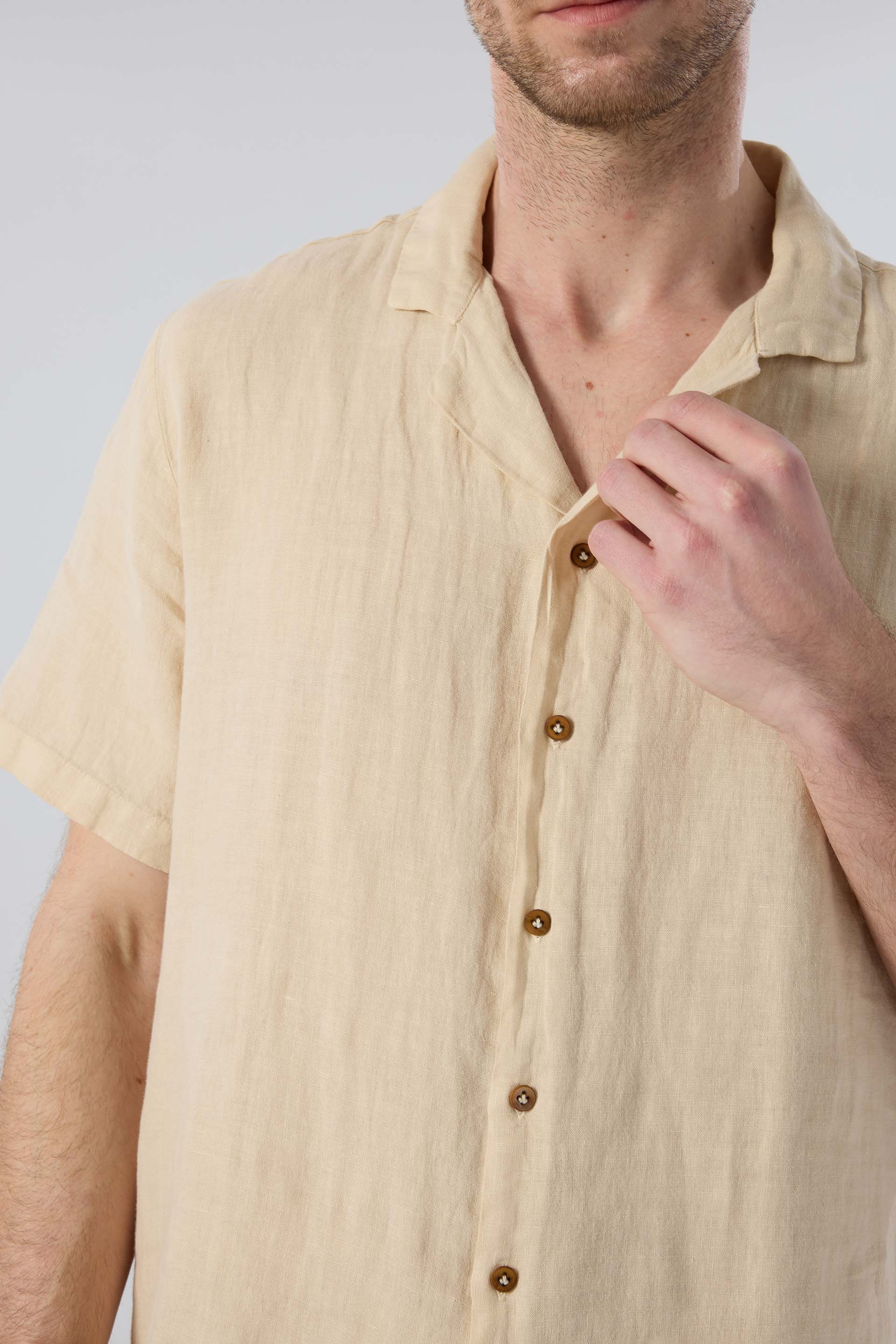 Yatık Yakalı Kısa Kollu Keten Erkek Gömlek #renk_Bej
