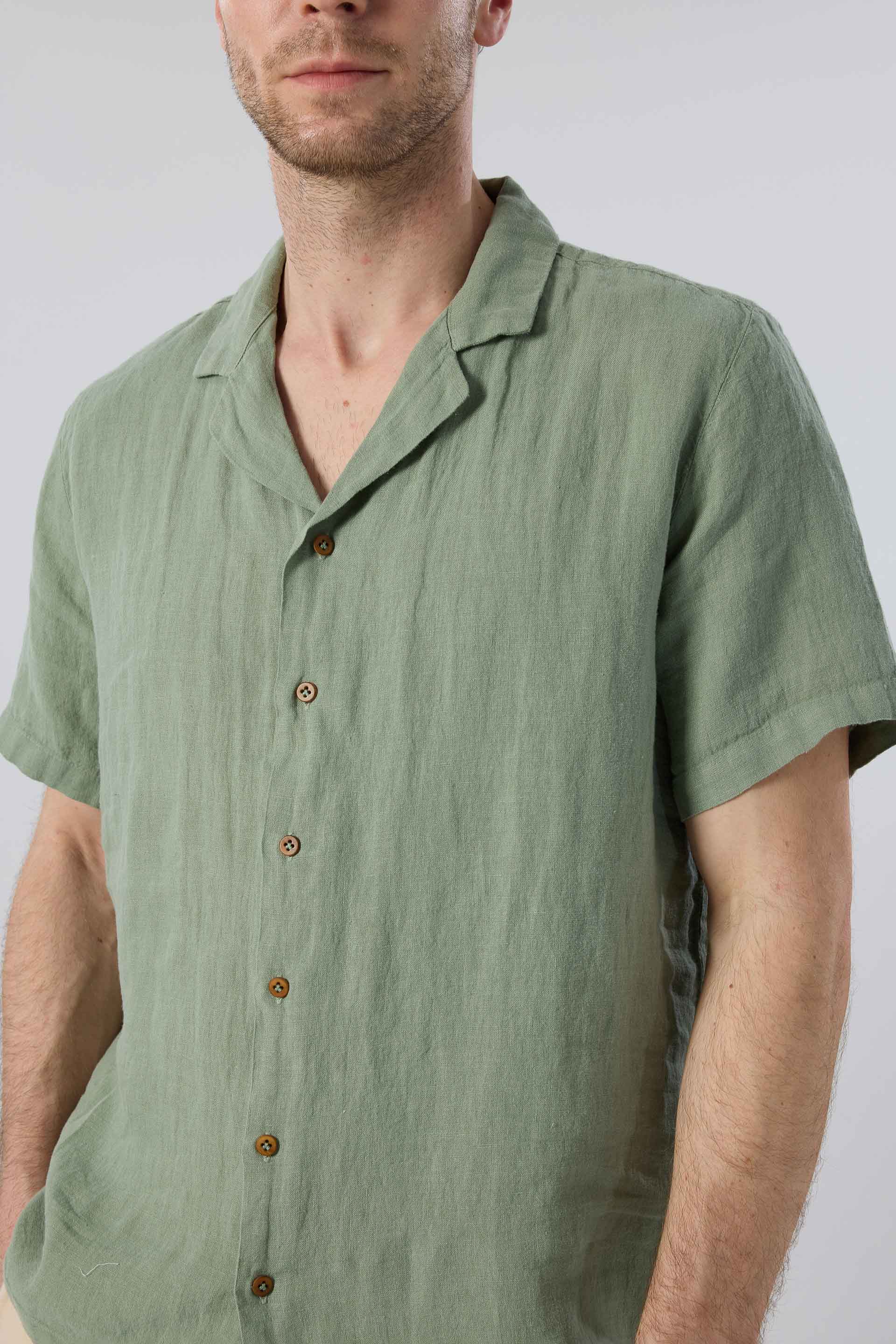Yatık Yakalı Kısa Kollu Keten Erkek Gömlek #renk_Yosun Yeşili
