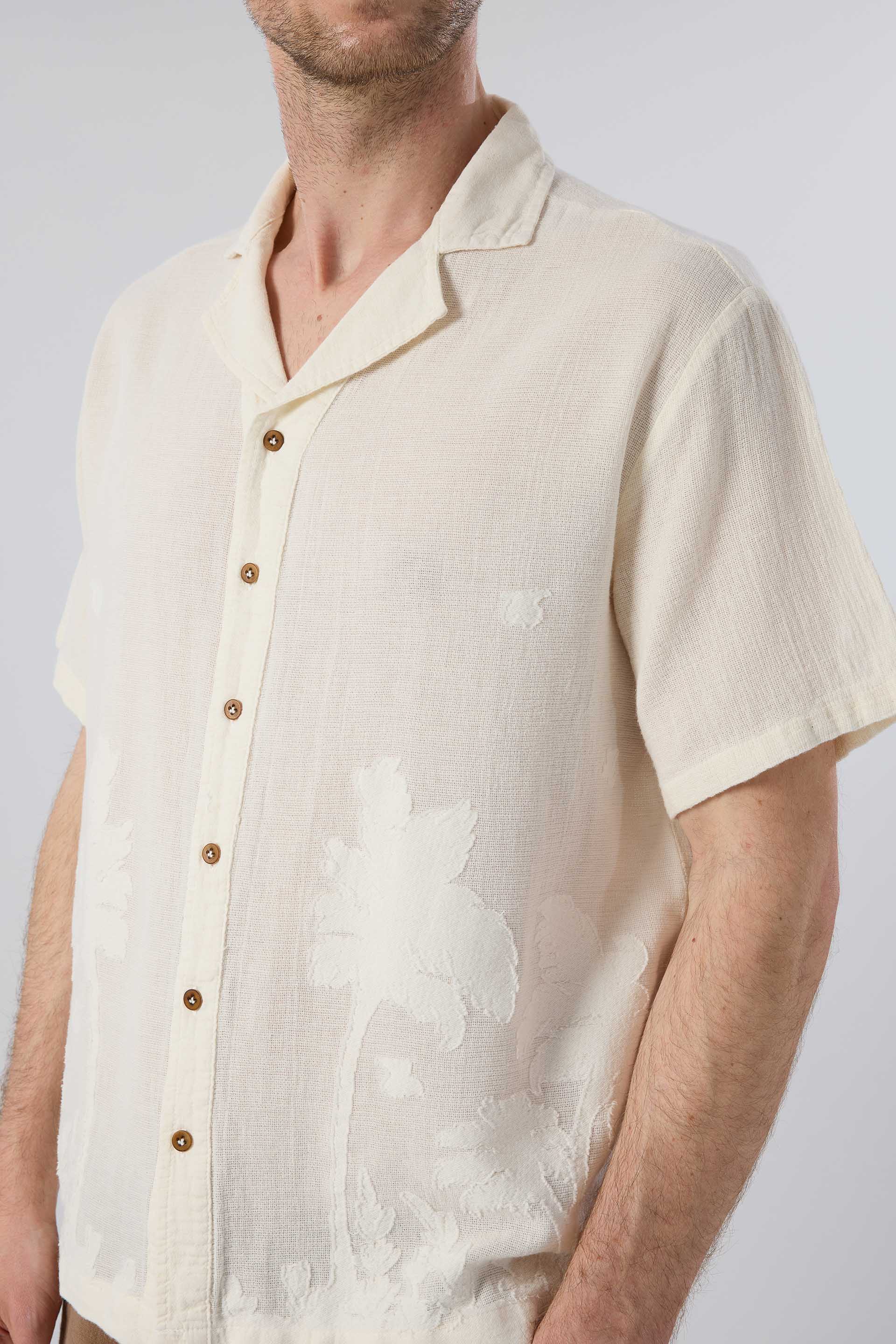 Palmiye Desenli Yatık Yakalı Erkek Gömlek #renk_Doğal