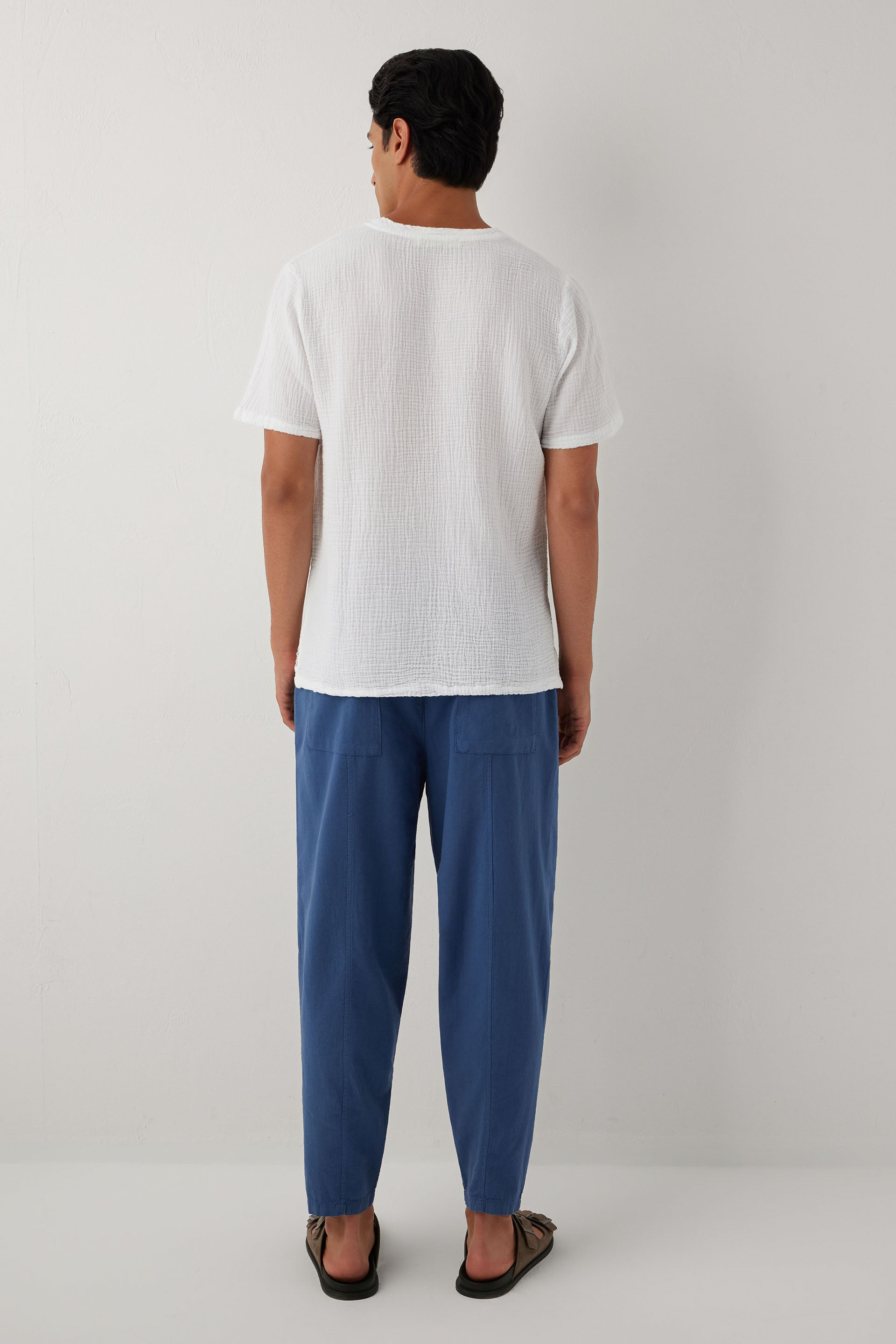 Nomad V Yaka Müslin Pamuklu Oversize Erkek Tişört #renk_Beyaz